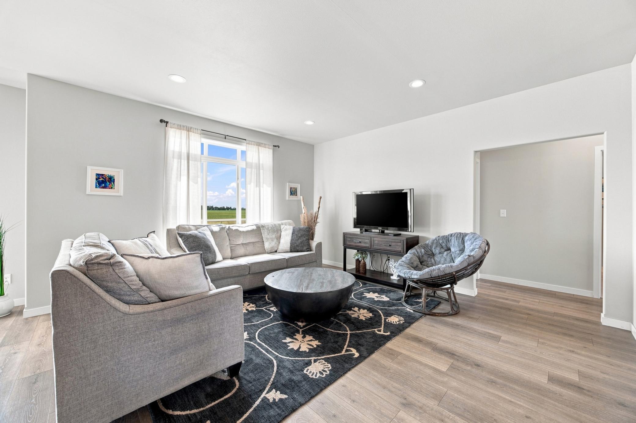2020 single family home for sale at 1504 75th Avenue S in Fargo, ND — 3 bed, 2 bath (photo 8 of 36)