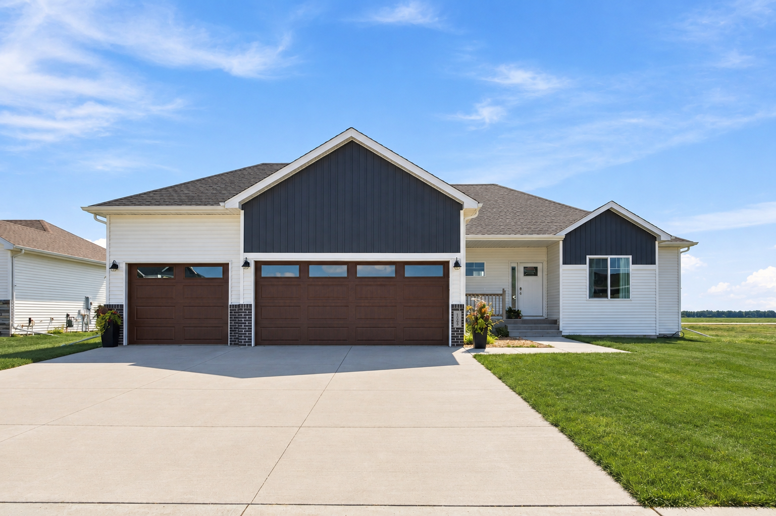 2020 single family home for sale at 1504 75th Avenue S in Fargo, ND — 3 bed, 2 bath (photo 2 of 37)