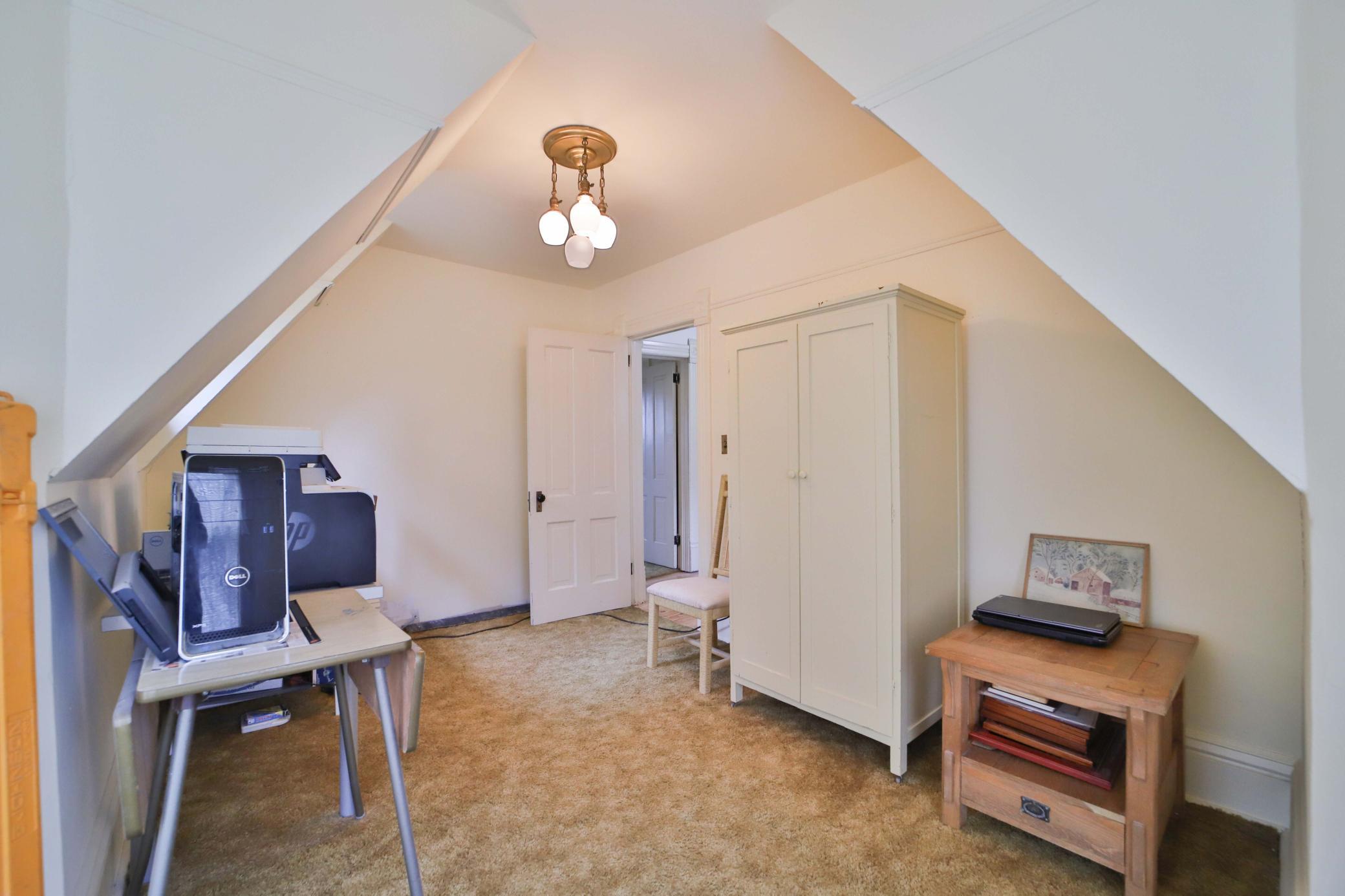 1896 single family home for sale at 123 Minnesota Avenue S in Aitkin, MN — 4 bed, 2 bath (photo 32 of 44)