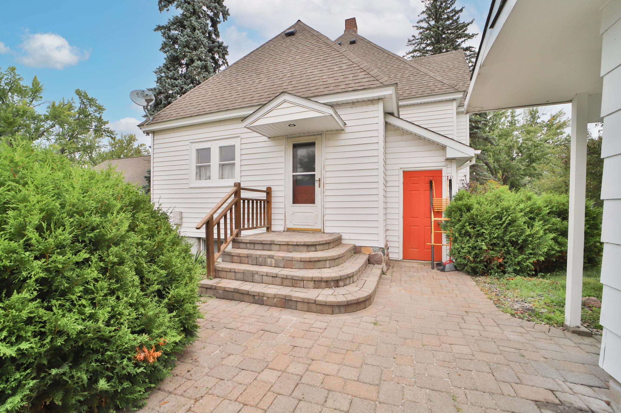 1896 single family home for sale at 123 Minnesota Avenue S in Aitkin, MN — 4 bed, 2 bath (photo 38 of 44)