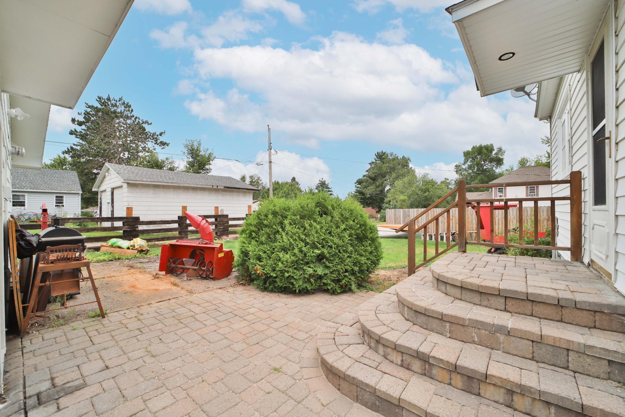 1896 single family home for sale at 123 Minnesota Avenue S in Aitkin, MN — 4 bed, 2 bath (photo 39 of 44)