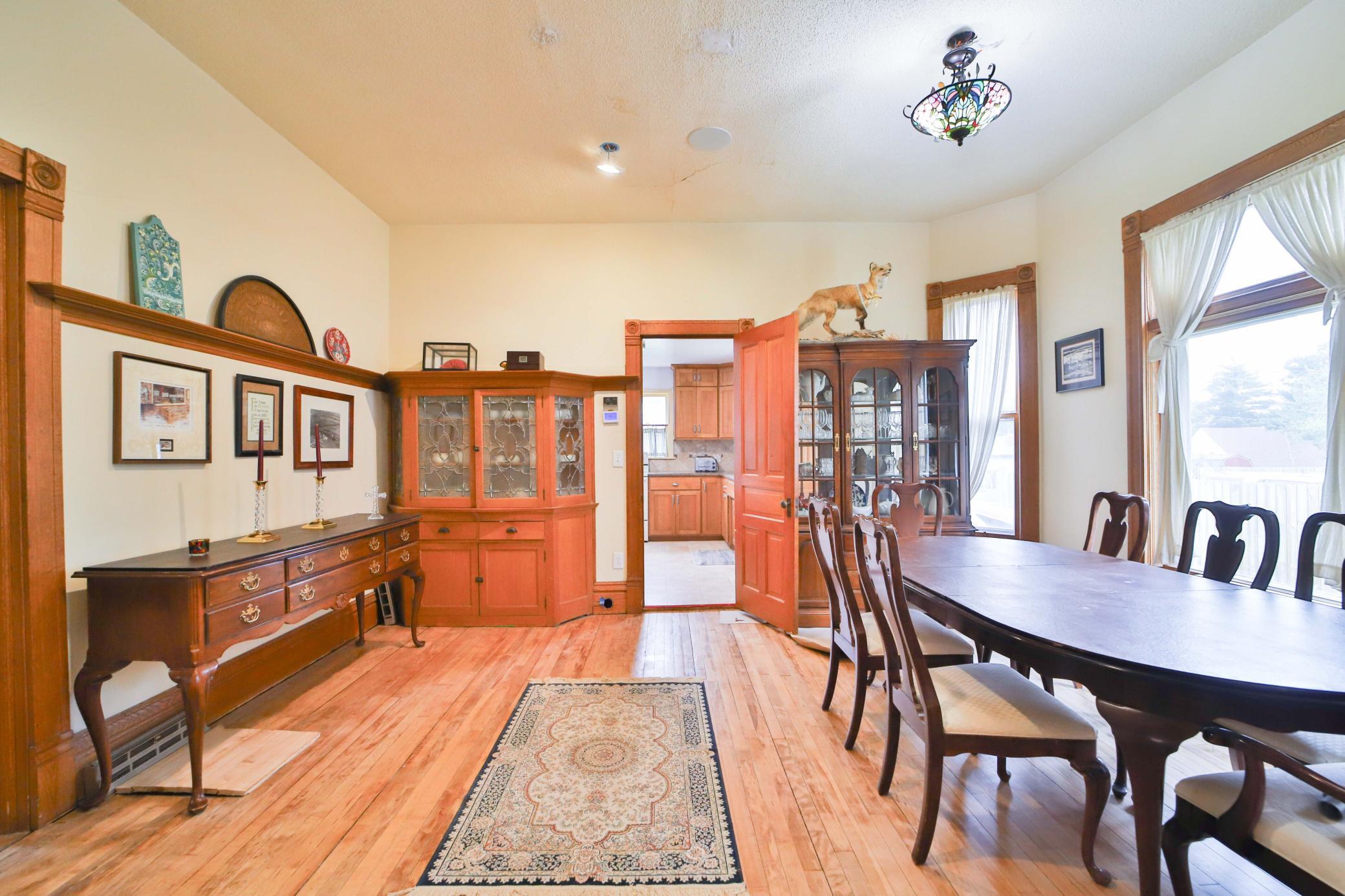 1896 single family home for sale at 123 Minnesota Avenue S in Aitkin, MN — 4 bed, 2 bath (photo 5 of 44)