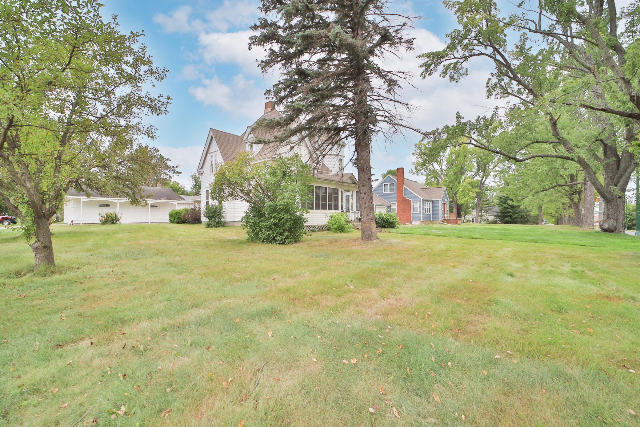 1896 single family home for sale at 123 Minnesota Avenue S in Aitkin, MN — 4 bed, 2 bath (photo 44 of 44)