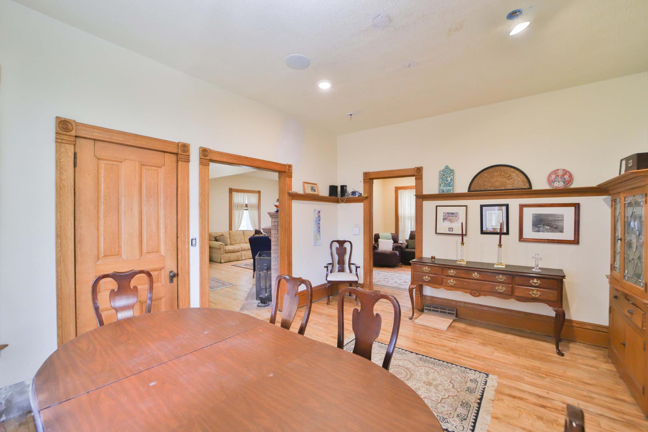 1896 single family home for sale at 123 Minnesota Avenue S in Aitkin, MN — 4 bed, 2 bath (photo 8 of 44)