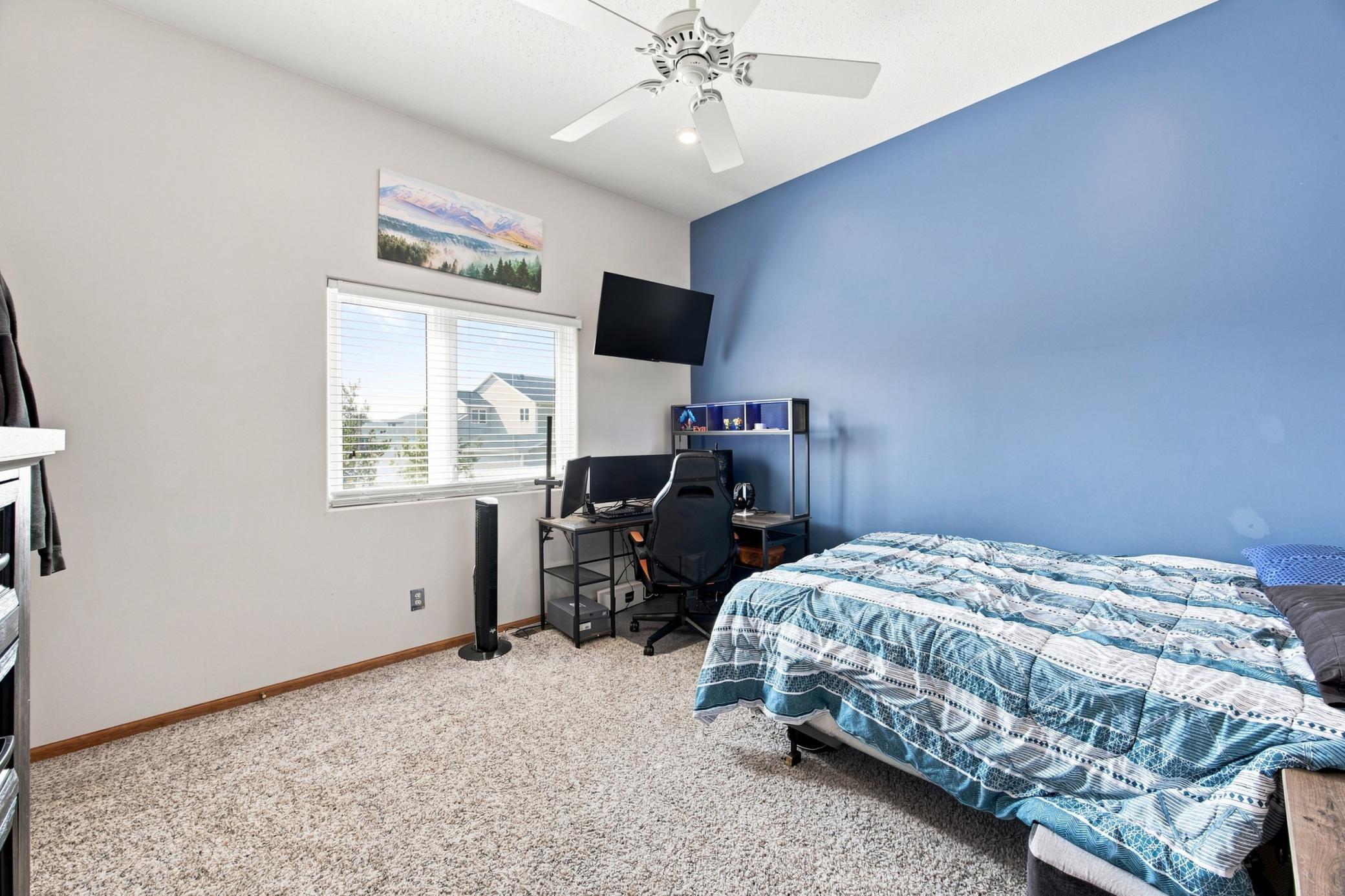 2002 single family home for sale at 754 Wyndemere Drive in West Fargo, ND — 5 bed, 5 bath (photo 25 of 43)