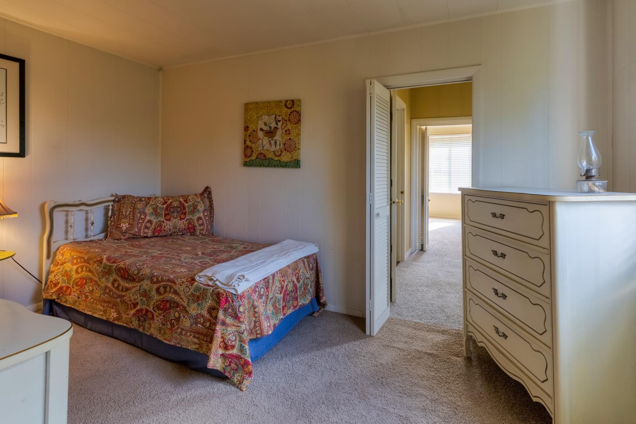 1920 single family home for sale at 203 Mississippi Avenue SW in Bemidji, MN — 3 bed, 1 bath (photo 11 of 22)