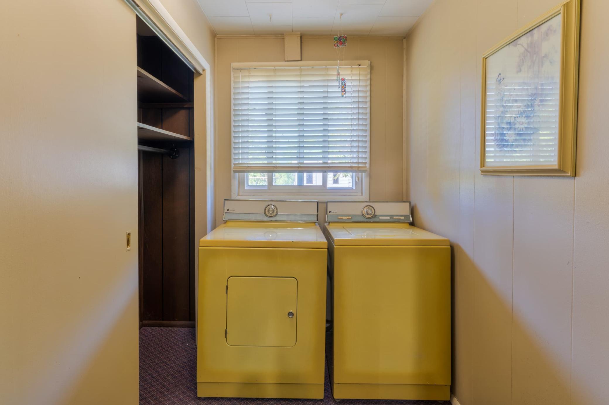 1920 single family home for sale at 203 Mississippi Avenue SW in Bemidji, MN — 3 bed, 1 bath (photo 16 of 22)