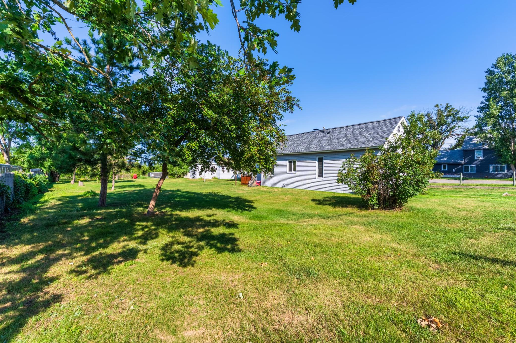 1920 single family home for sale at 203 Mississippi Avenue SW in Bemidji, MN — 3 bed, 1 bath (photo 22 of 22)