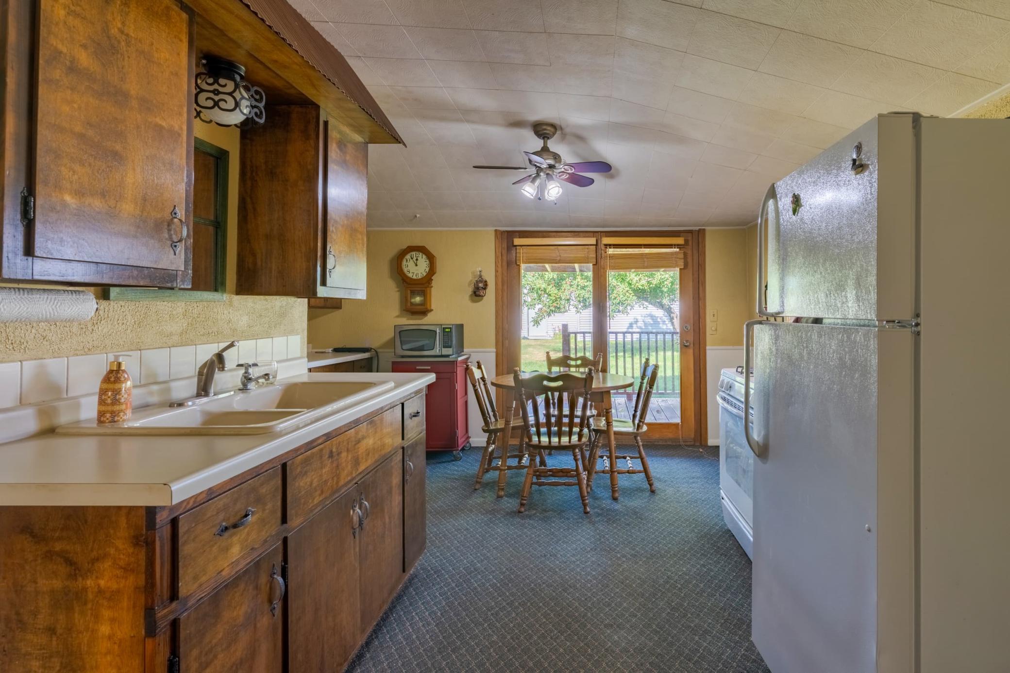 1920 single family home for sale at 203 Mississippi Avenue SW in Bemidji, MN — 3 bed, 1 bath (photo 7 of 22)