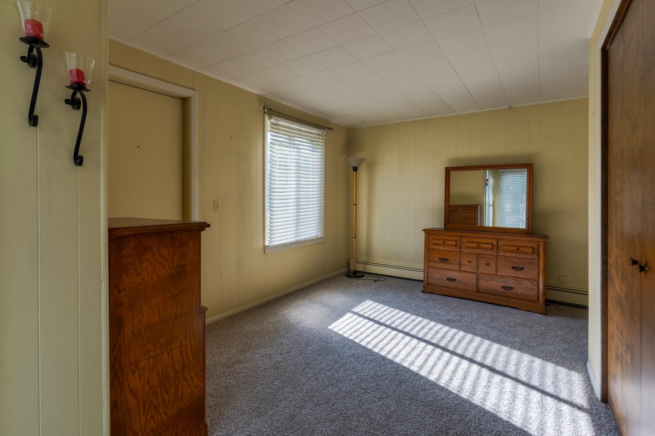 1920 single family home for sale at 203 Mississippi Avenue SW in Bemidji, MN — 3 bed, 1 bath (photo 9 of 22)