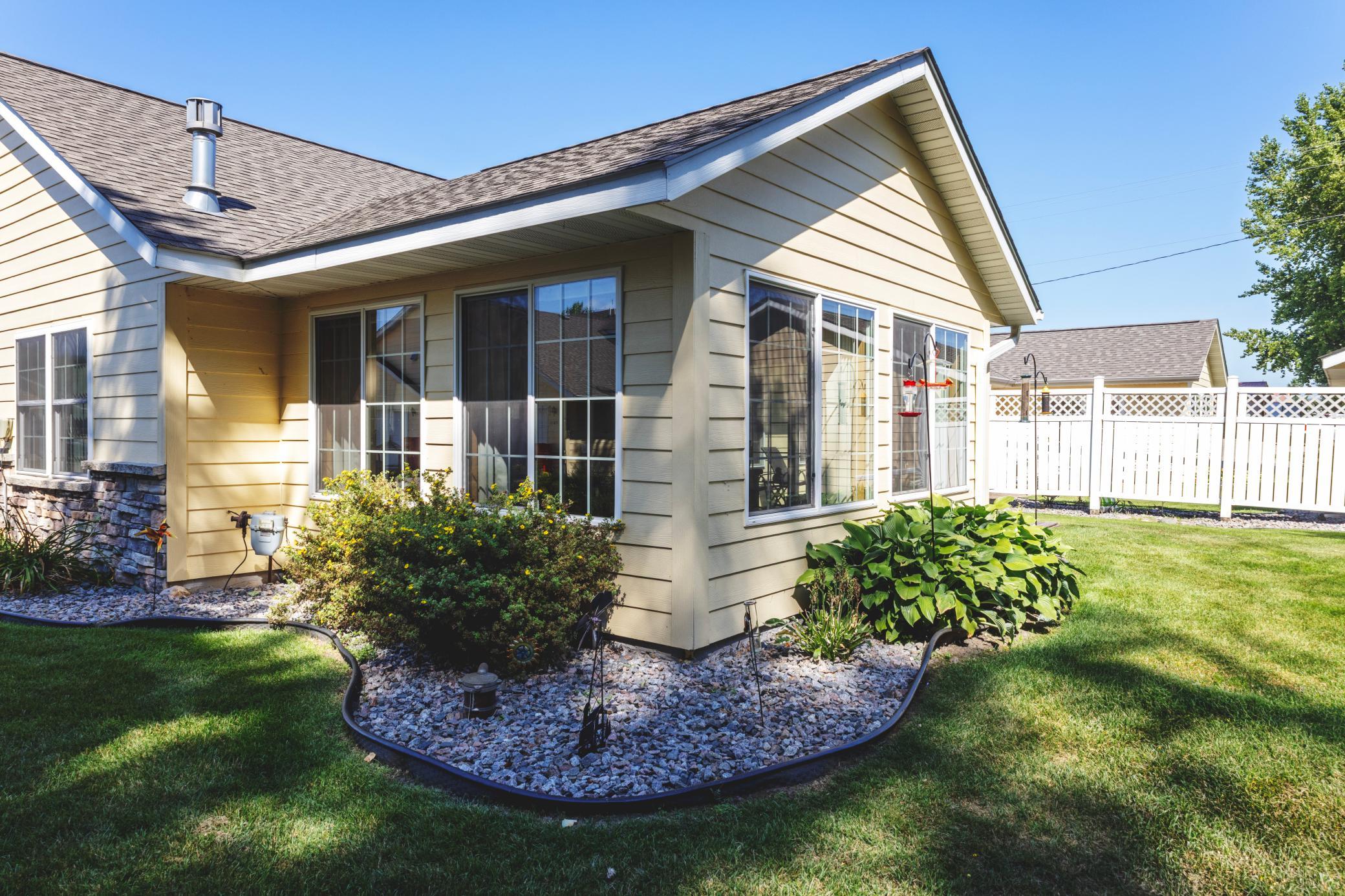 2004 home for sale at 116 West Street Circle, Unit 104 in Miltona, MN — 2 bed, 1 bath (photo 2 of 31)