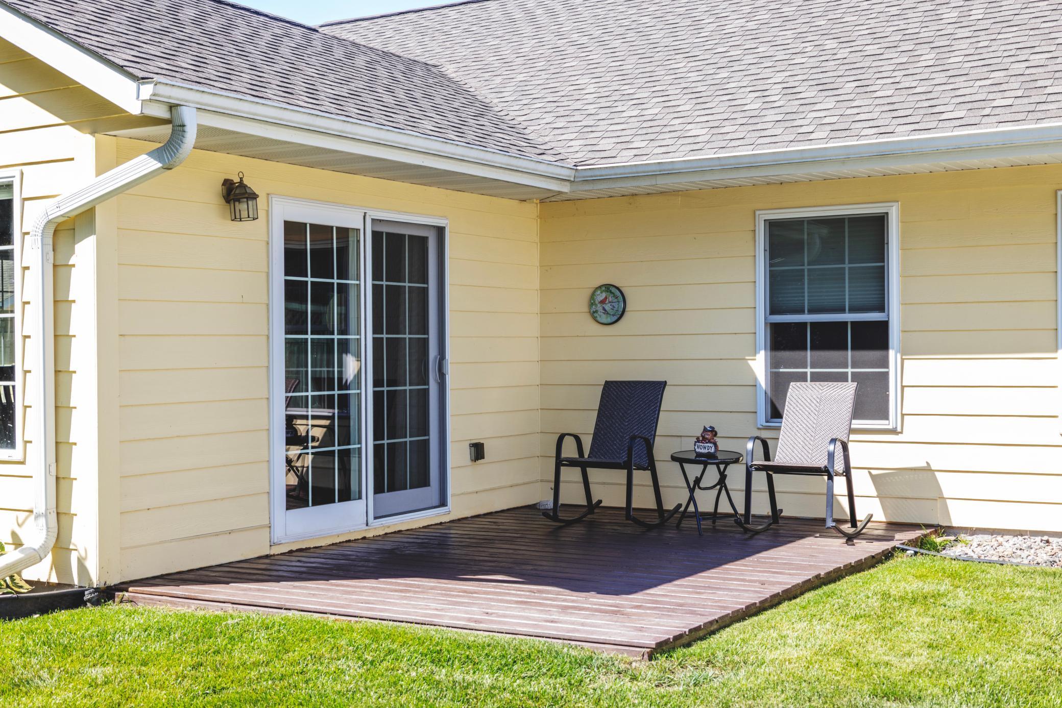 2004 home for sale at 116 West Street Circle, Unit 104 in Miltona, MN — 2 bed, 1 bath (photo 6 of 31)