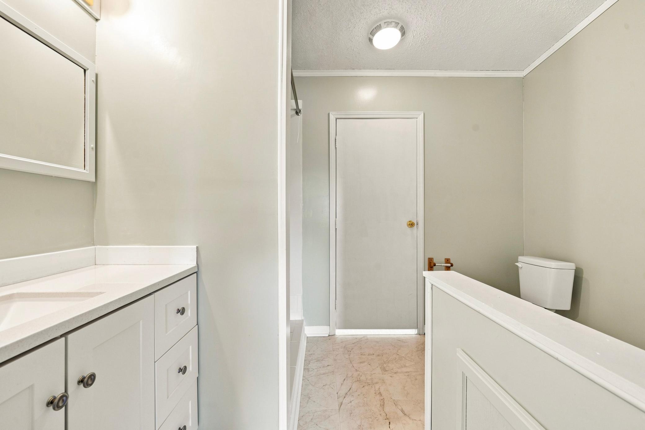 2003 single family home for sale at 1695 Sunset Access Road SE in Alexandria, MN — 3 bed, 2 bath (photo 17 of 50)