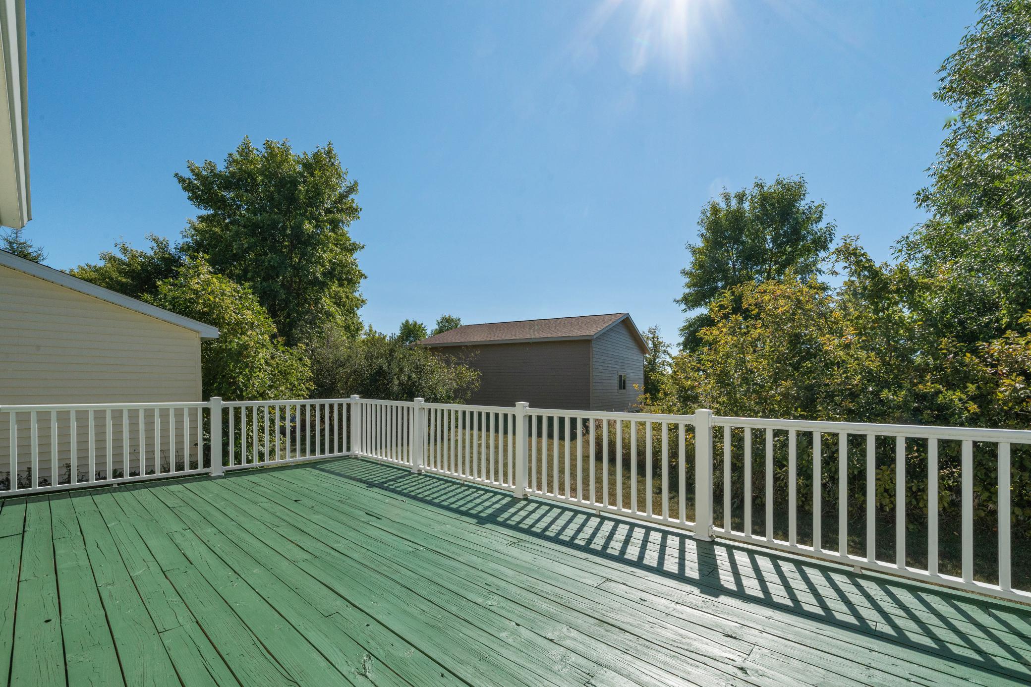 2003 single family home for sale at 1695 Sunset Access Road SE in Alexandria, MN — 3 bed, 2 bath (photo 29 of 50)