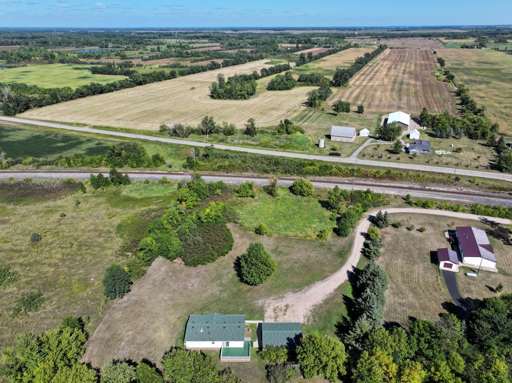 2003 single family home for sale at 1695 Sunset Access Road SE in Alexandria, MN — 3 bed, 2 bath (photo 41 of 50)