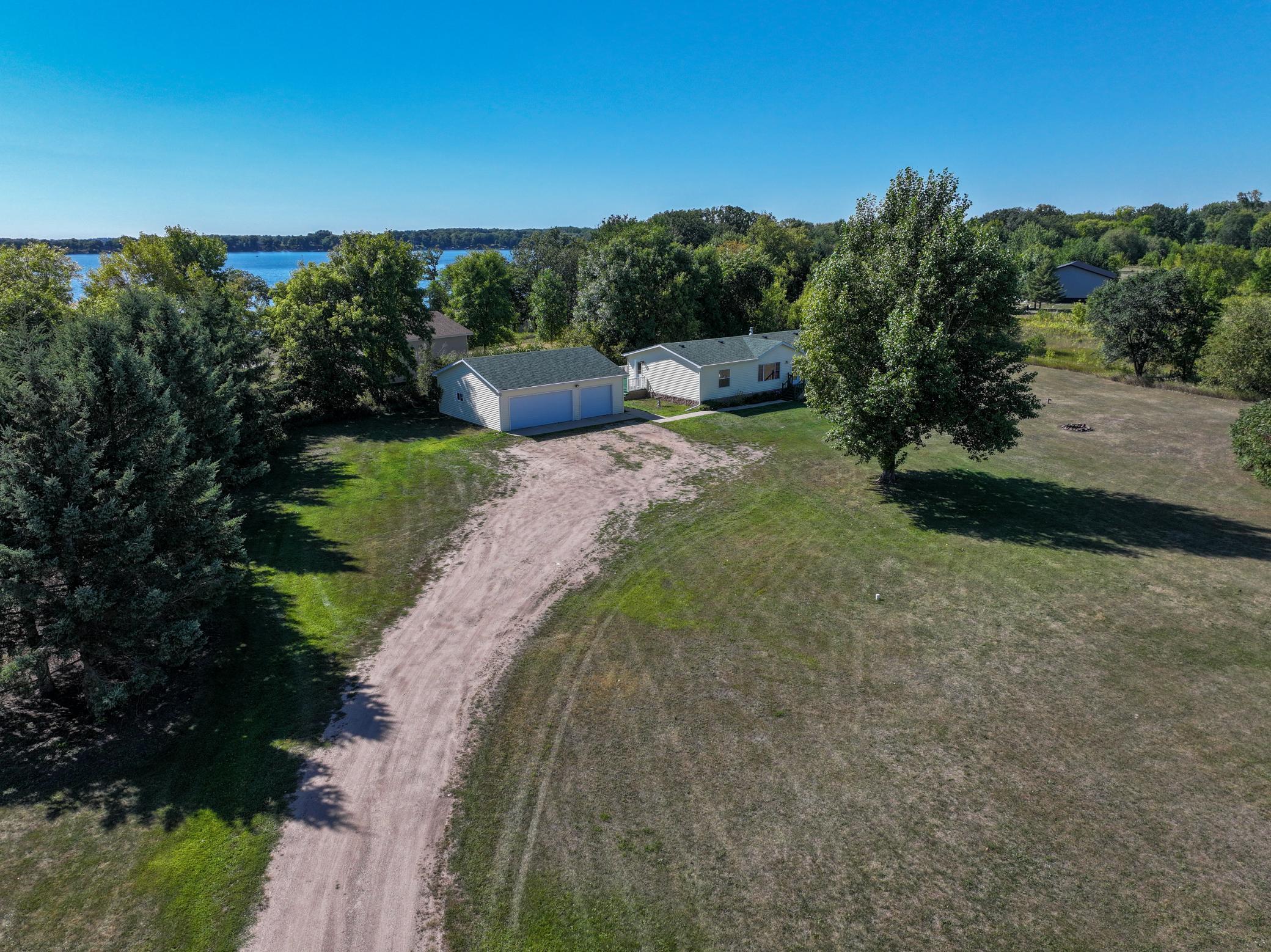 2003 single family home for sale at 1695 Sunset Access Road SE in Alexandria, MN — 3 bed, 2 bath (photo 42 of 50)