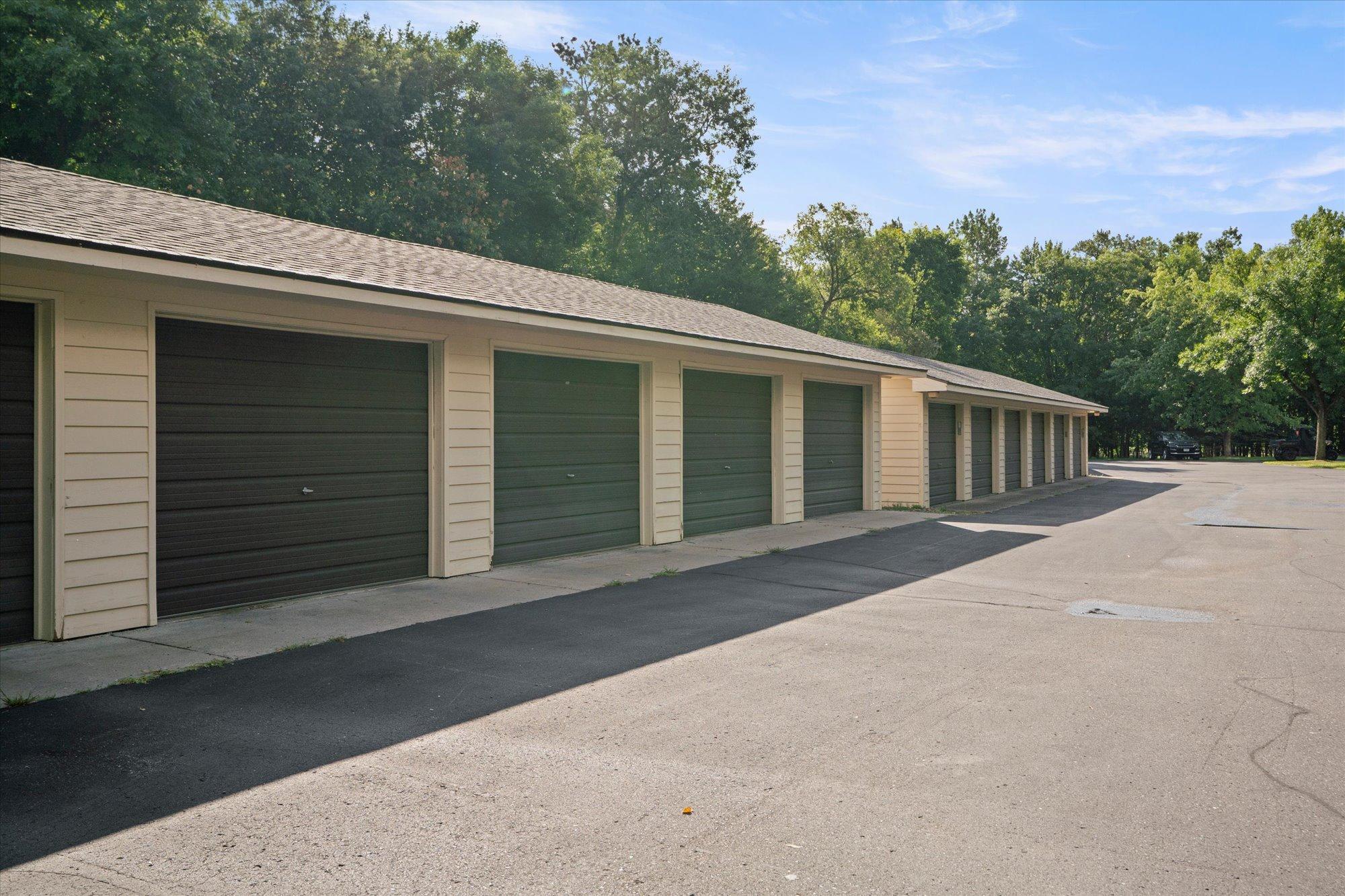1991 townhouse for sale at 35457 Riverwood Court, Unit 62 in Crosslake, MN — 2 bed, 1 bath (photo 18 of 40)