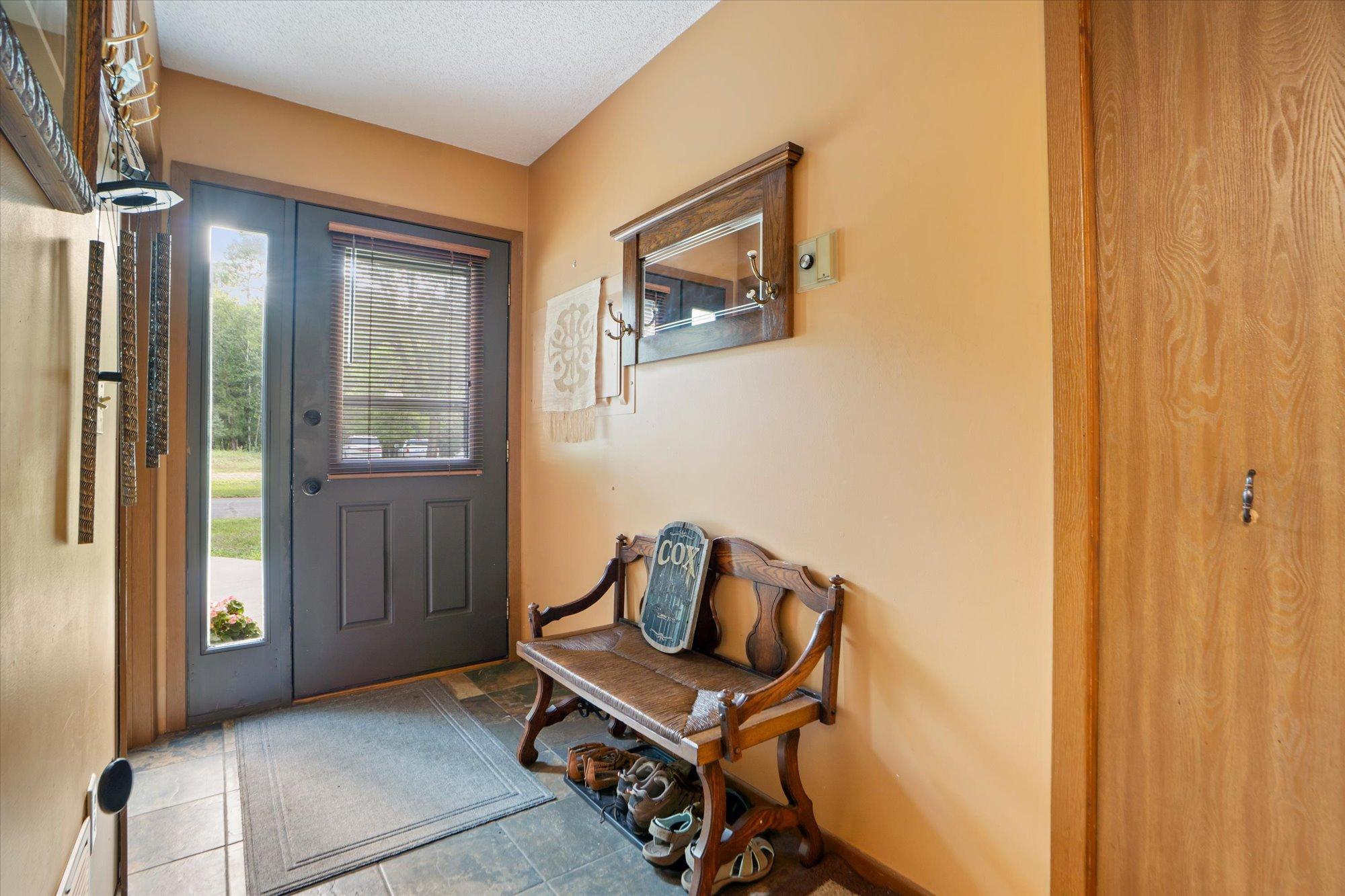 1991 townhouse for sale at 35457 Riverwood Court, Unit 62 in Crosslake, MN — 2 bed, 1 bath (photo 3 of 40)