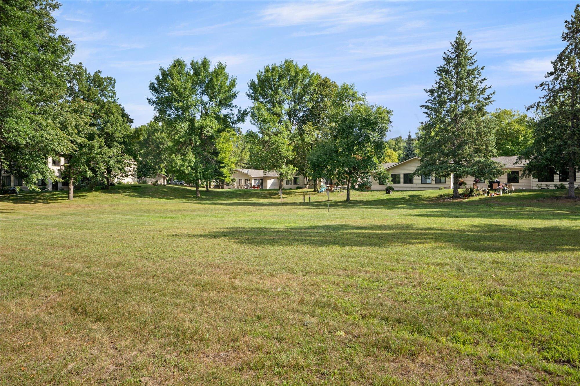 1991 townhouse for sale at 35457 Riverwood Court, Unit 62 in Crosslake, MN — 2 bed, 1 bath (photo 23 of 40)