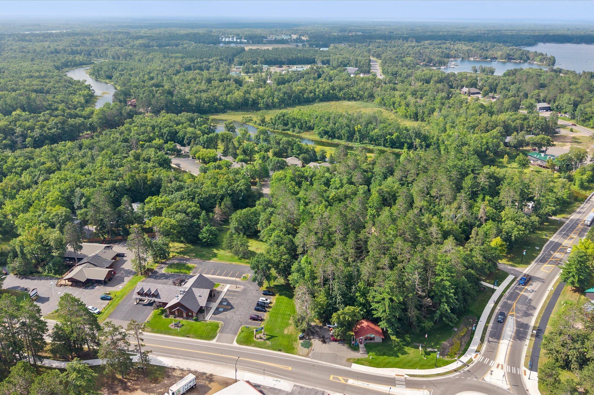 1991 townhouse for sale at 35457 Riverwood Court, Unit 62 in Crosslake, MN — 2 bed, 1 bath (photo 28 of 40)