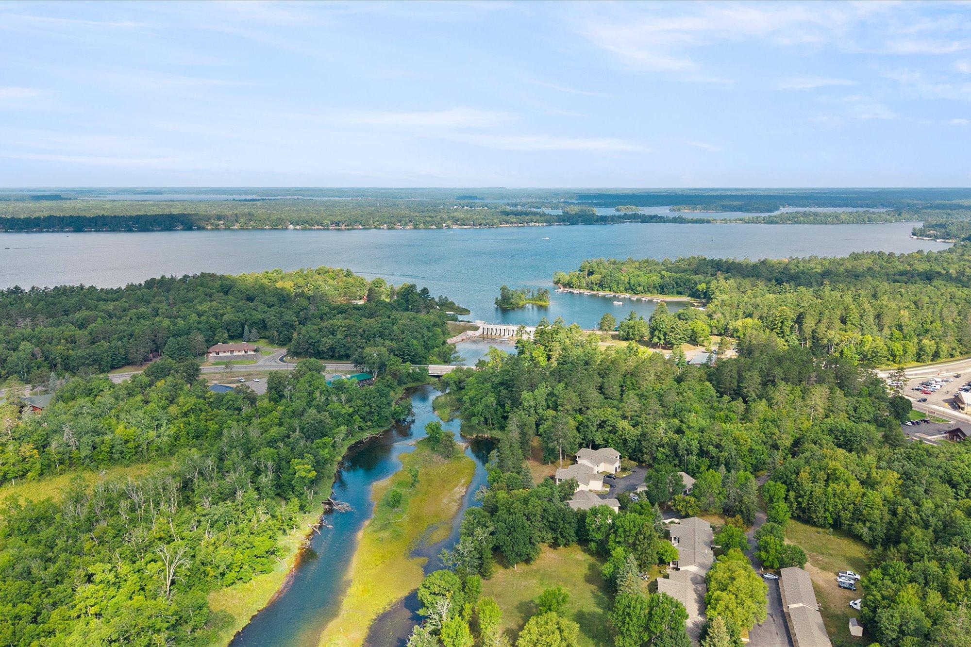 1991 townhouse for sale at 35457 Riverwood Court, Unit 62 in Crosslake, MN — 2 bed, 1 bath (photo 32 of 40)