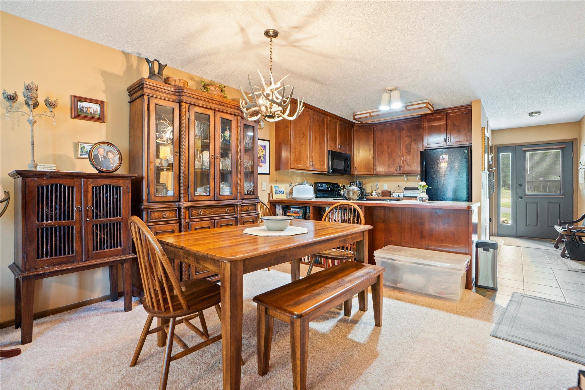 1991 townhouse for sale at 35457 Riverwood Court, Unit 62 in Crosslake, MN — 2 bed, 1 bath (photo 9 of 40)