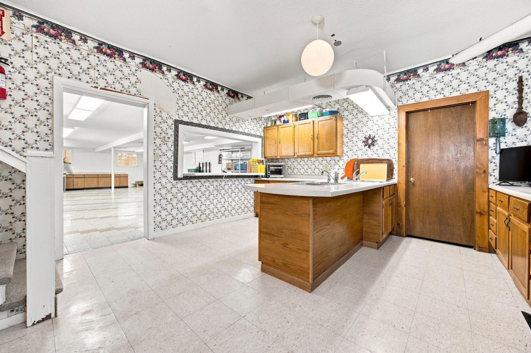 1960 single family home for sale at 639 Front Street in Gardner, ND — 1 bed, 1 bath (photo 11 of 25)