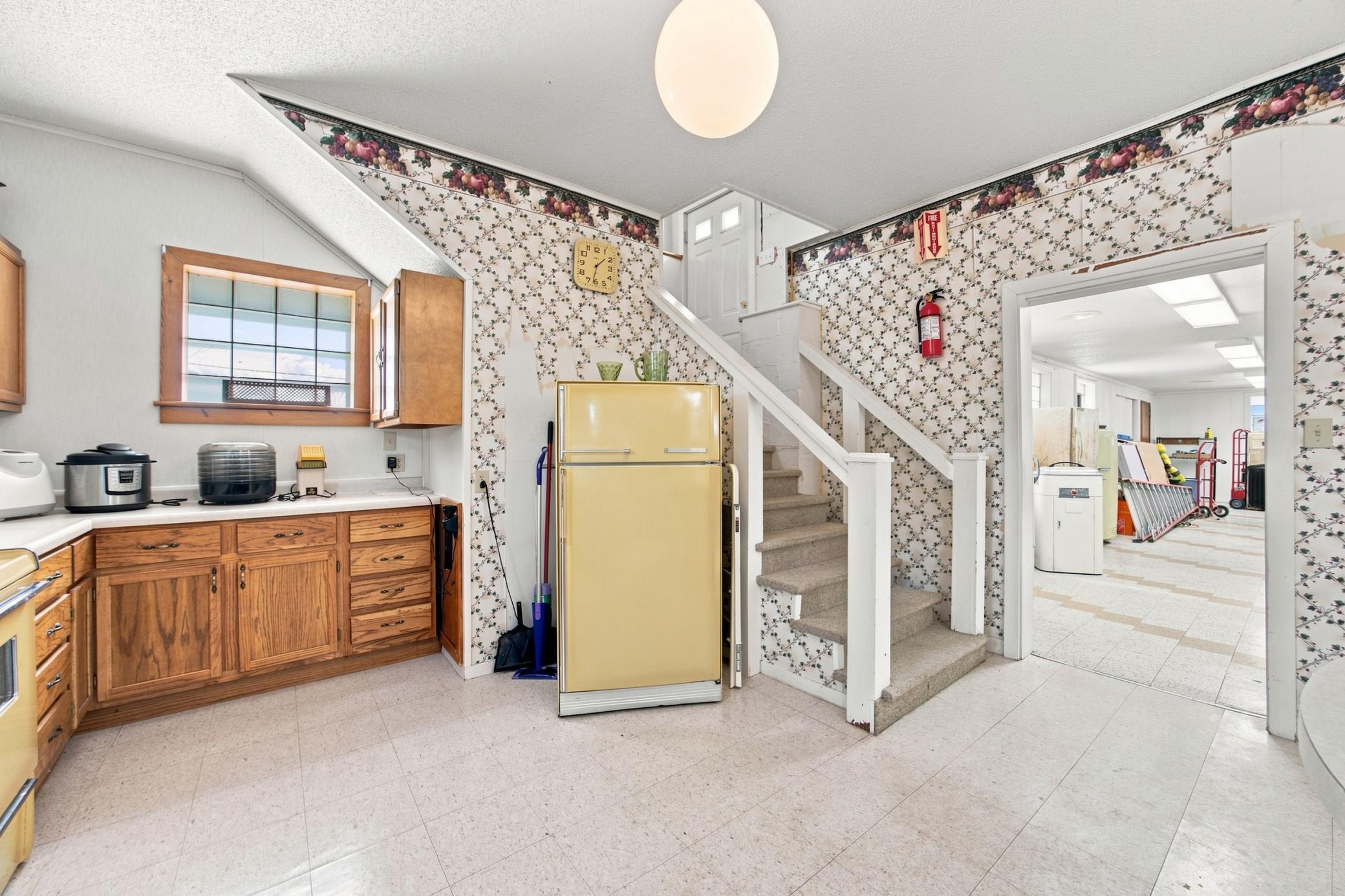 1960 single family home for sale at 639 Front Street in Gardner, ND — 1 bed, 1 bath (photo 12 of 25)