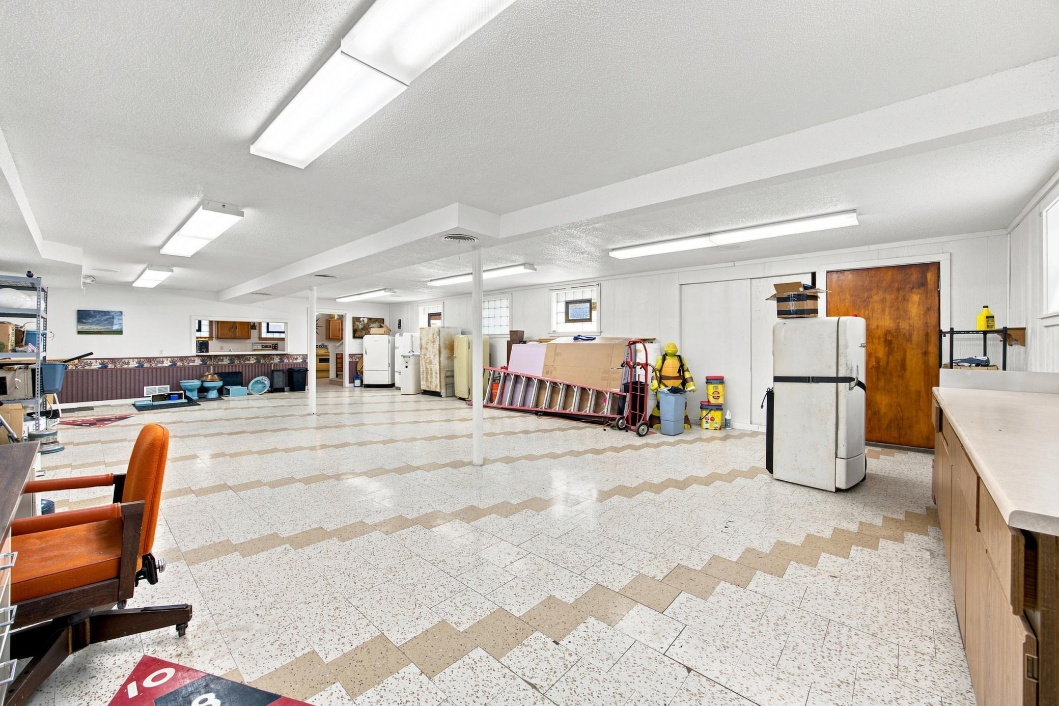 1960 single family home for sale at 639 Front Street in Gardner, ND — 1 bed, 1 bath (photo 15 of 25)