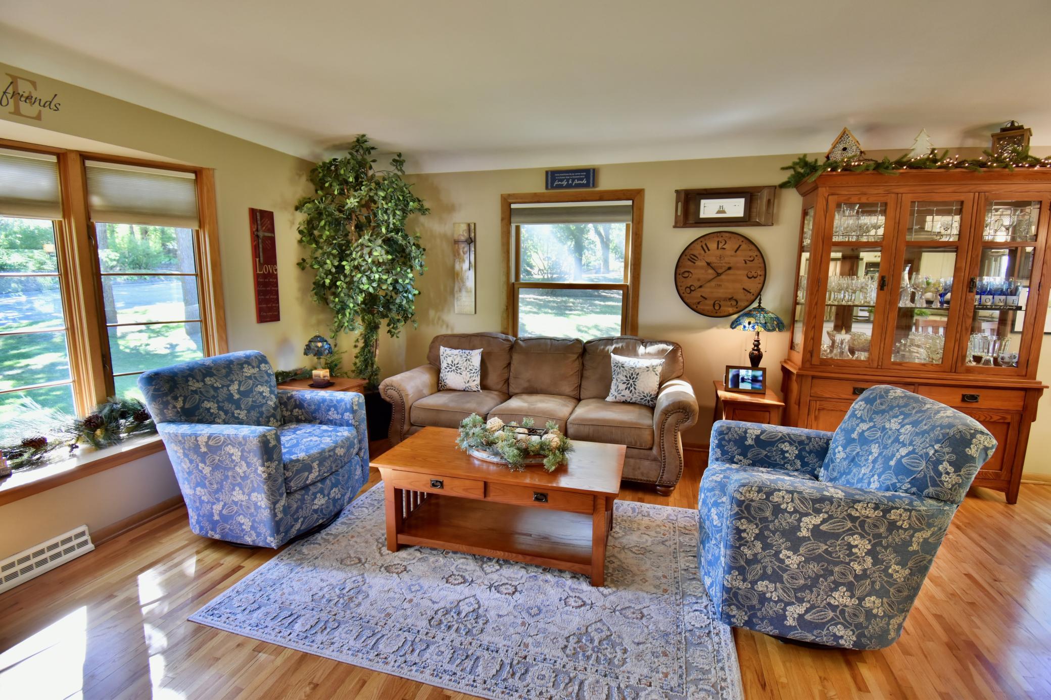 1958 single family home for sale at 800 Bryant Street in Alexandria, MN — 4 bed, 3 bath (photo 5 of 73)