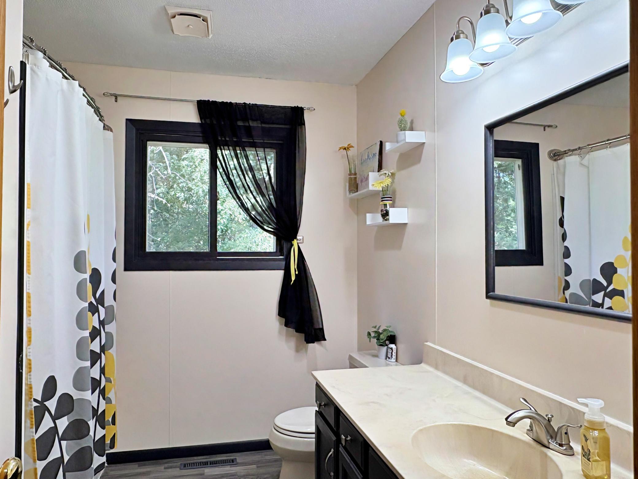 1977 single family home for sale at 16939 Dogwood Road in Park Rapids, MN — 4 bed, 2 bath (photo 12 of 34)