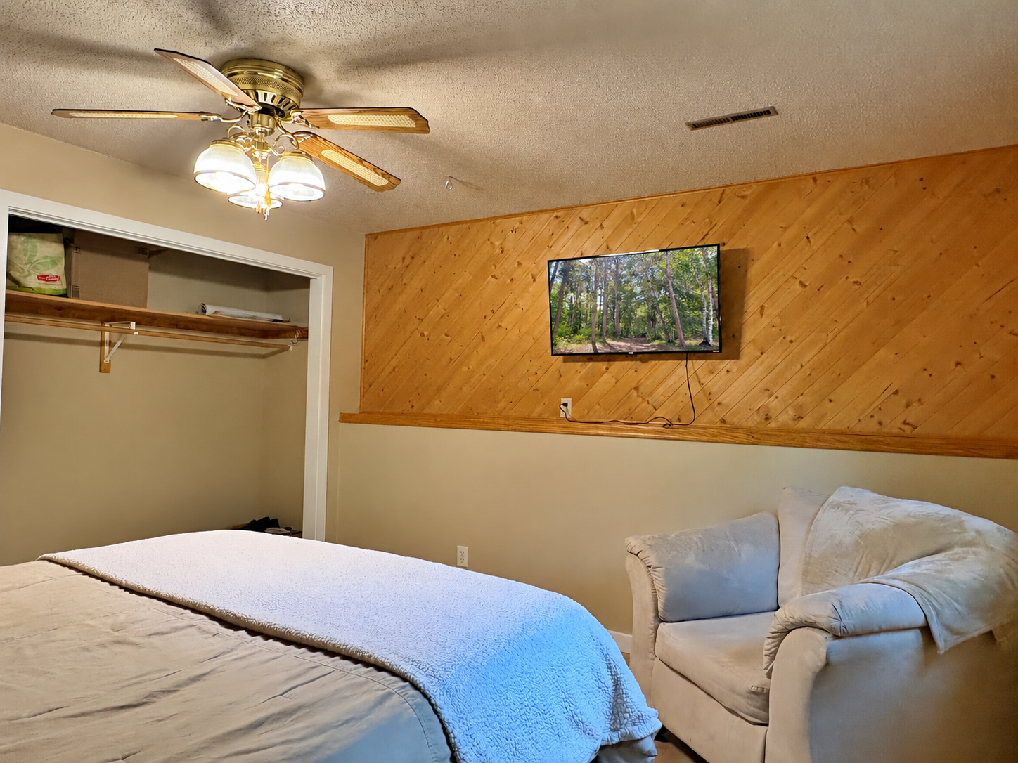 1977 single family home for sale at 16939 Dogwood Road in Park Rapids, MN — 4 bed, 2 bath (photo 18 of 34)