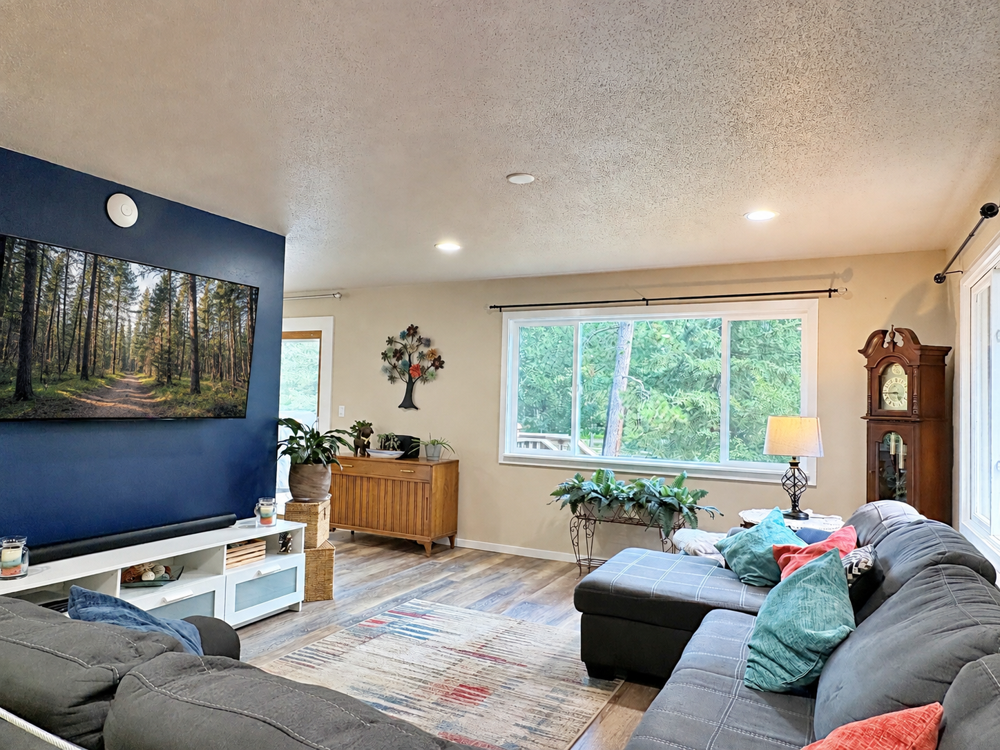 1977 single family home for sale at 16939 Dogwood Road in Park Rapids, MN — 4 bed, 2 bath (photo 9 of 34)