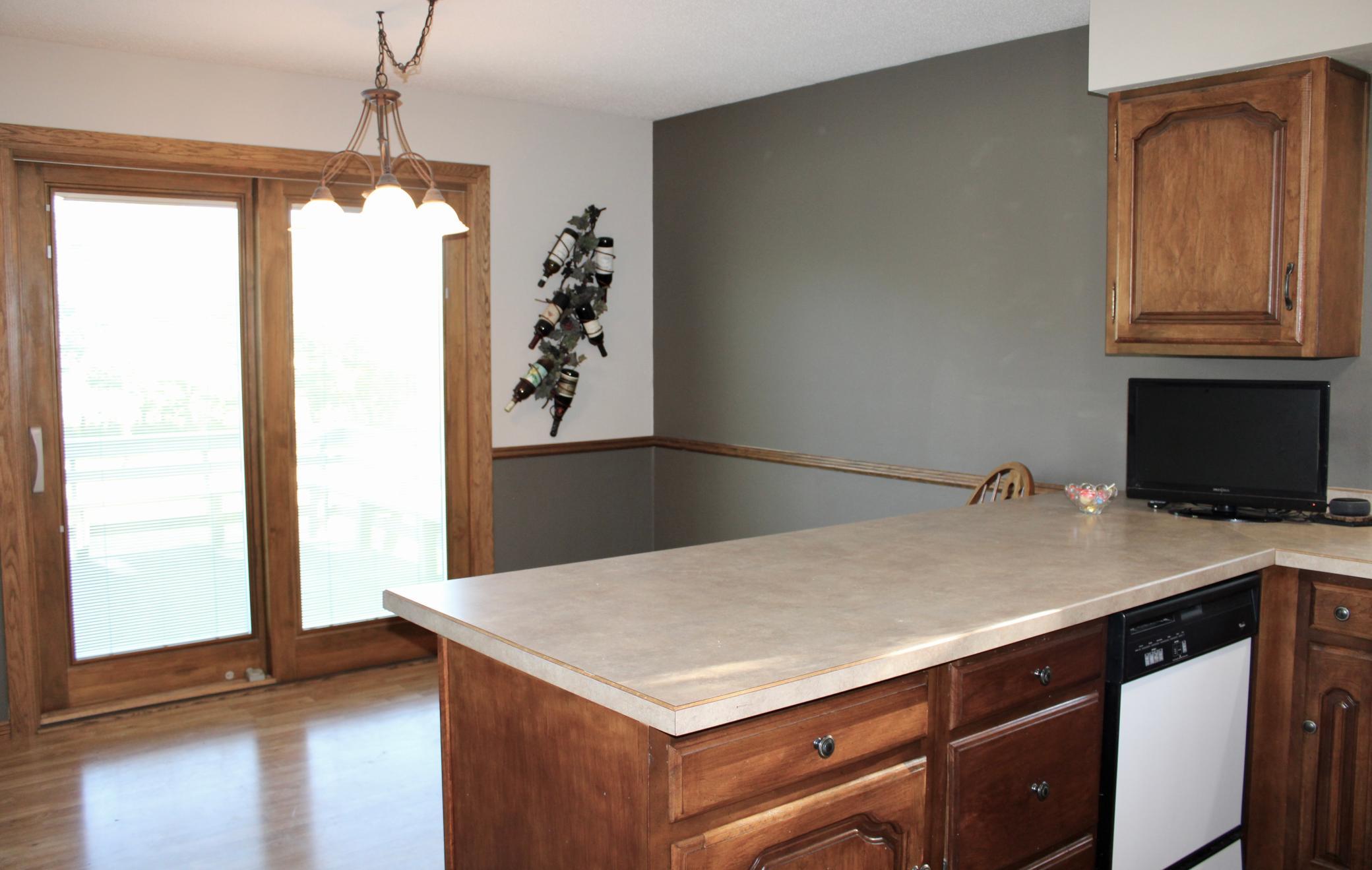 1977 single family home for sale at 14372 Riverbend Trail in Thief River Falls, MN — 4 bed, 2 bath (photo 17 of 44)