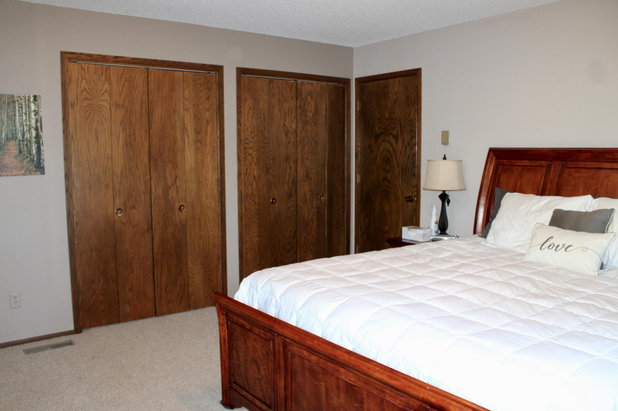 1977 single family home for sale at 14372 Riverbend Trail in Thief River Falls, MN — 4 bed, 2 bath (photo 25 of 44)