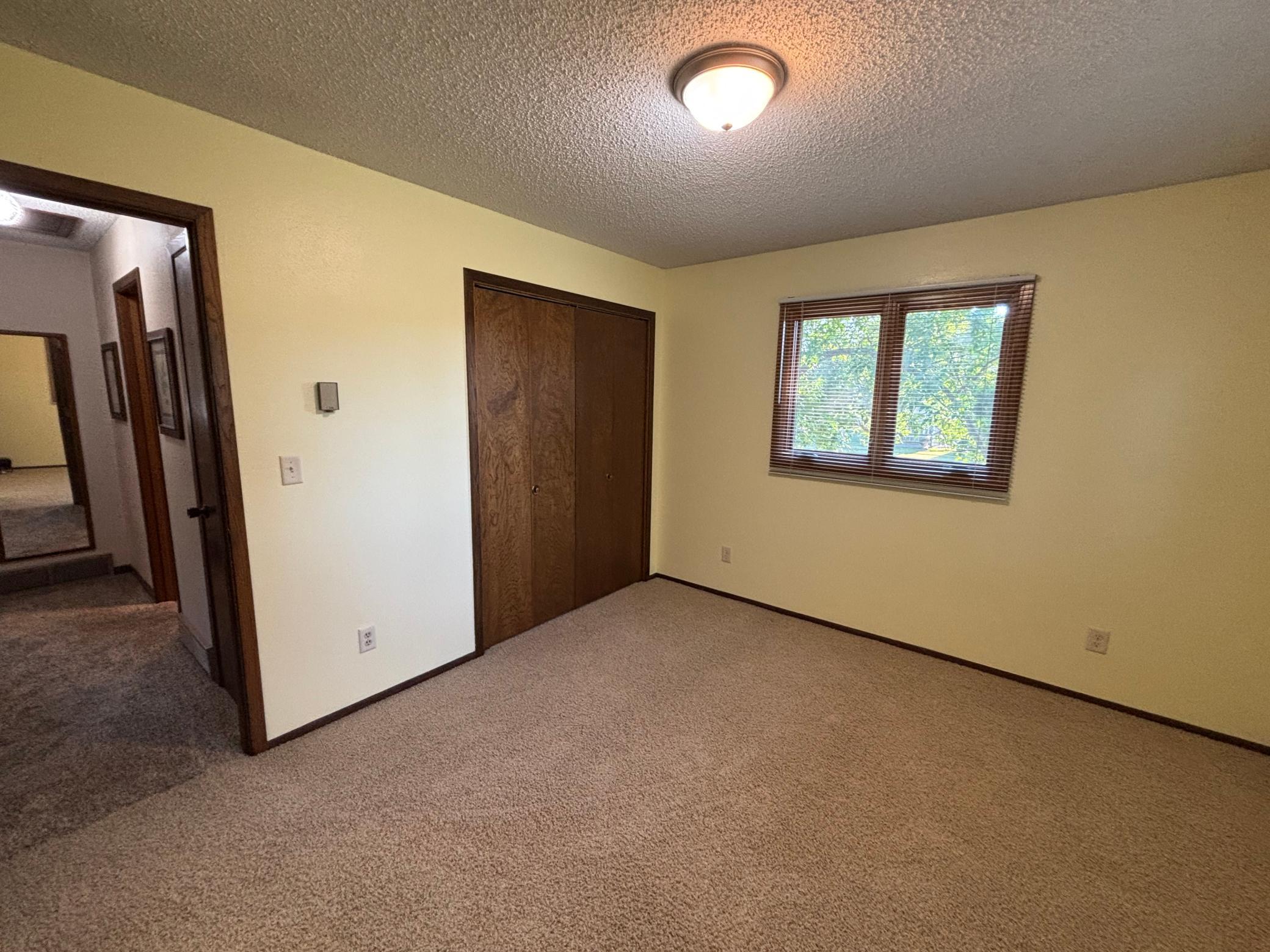 1977 single family home for sale at 14372 Riverbend Trail in Thief River Falls, MN — 4 bed, 2 bath (photo 27 of 44)