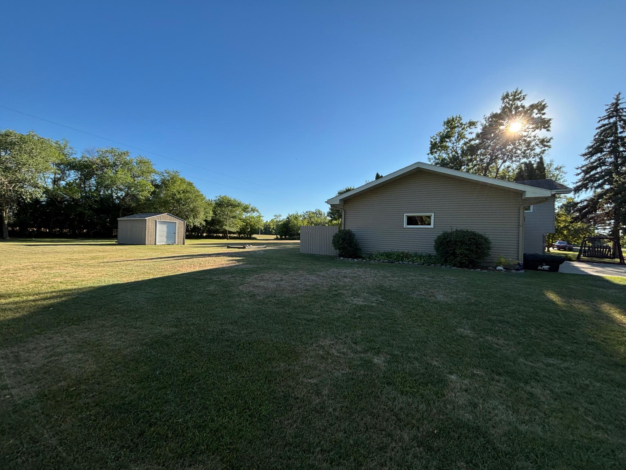 1977 single family home for sale at 14372 Riverbend Trail in Thief River Falls, MN — 4 bed, 2 bath (photo 5 of 44)