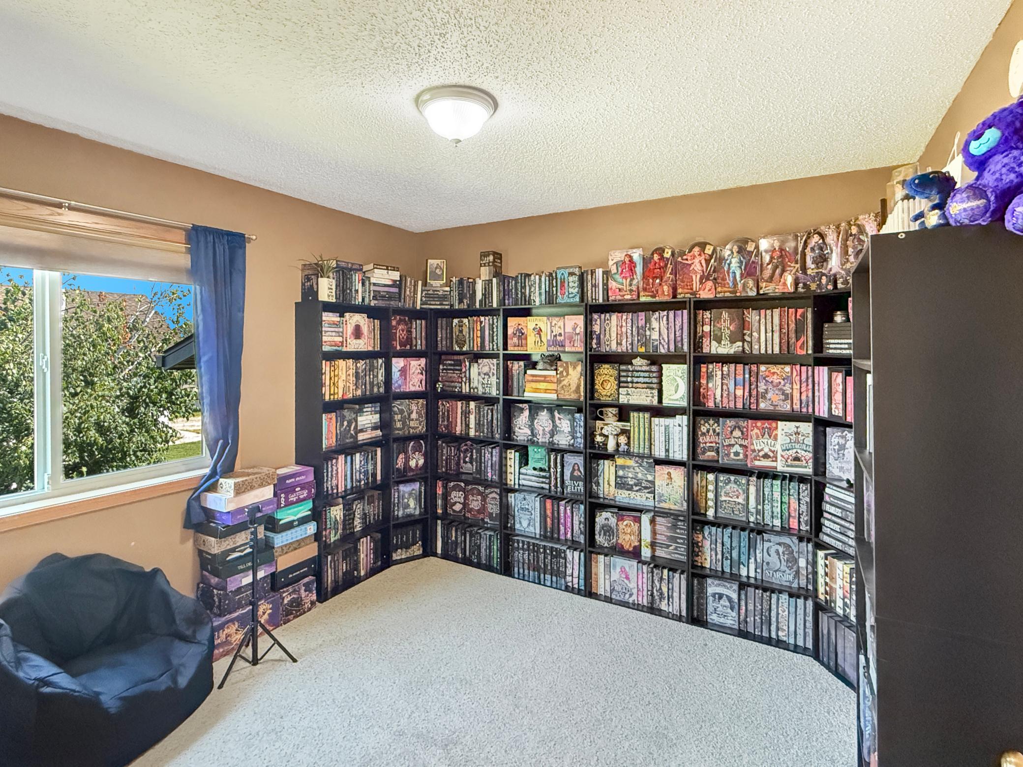 2005 single family home for sale at 105 Walborg Avenue NE in Bemidji, MN — 4 bed, 2 bath (photo 14 of 18)