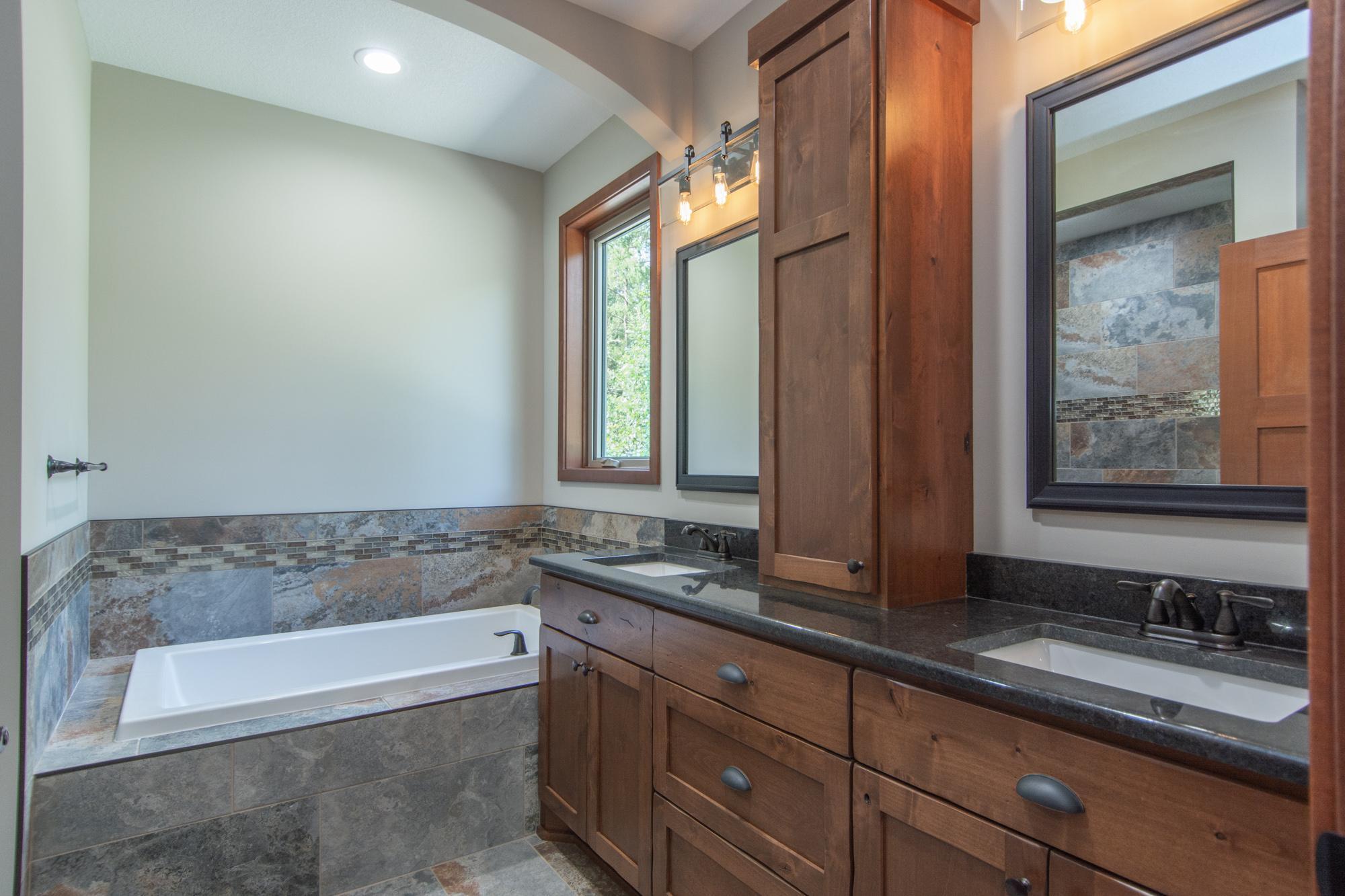 2026 single family home for sale at 11775 Forestview Drive in Baxter, MN — 3 bed, 2 bath (photo 13 of 28)