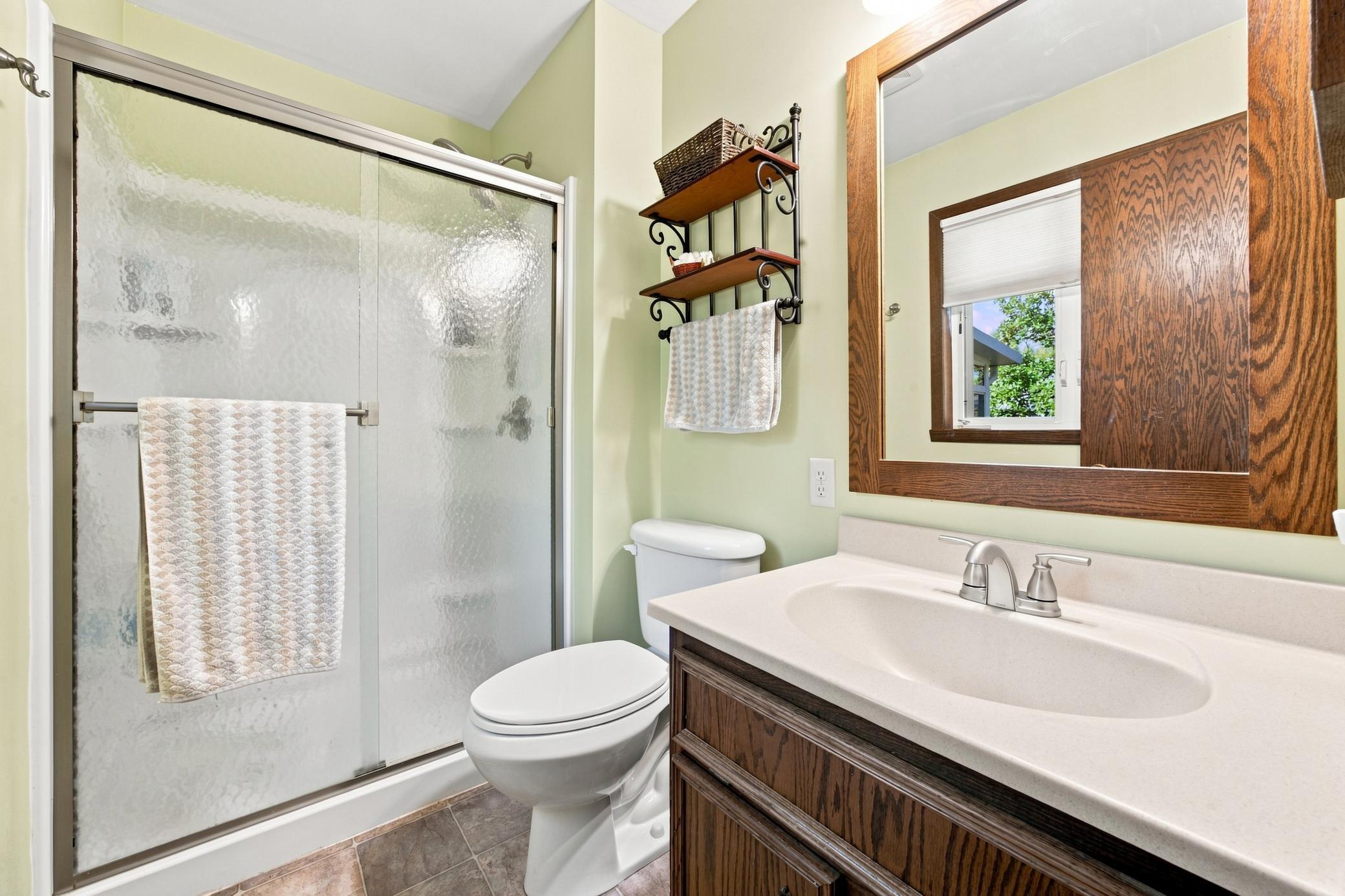 1974 single family home for sale at 3657 River Drive S in Fargo, ND — 4 bed, 3 bath (photo 18 of 50)