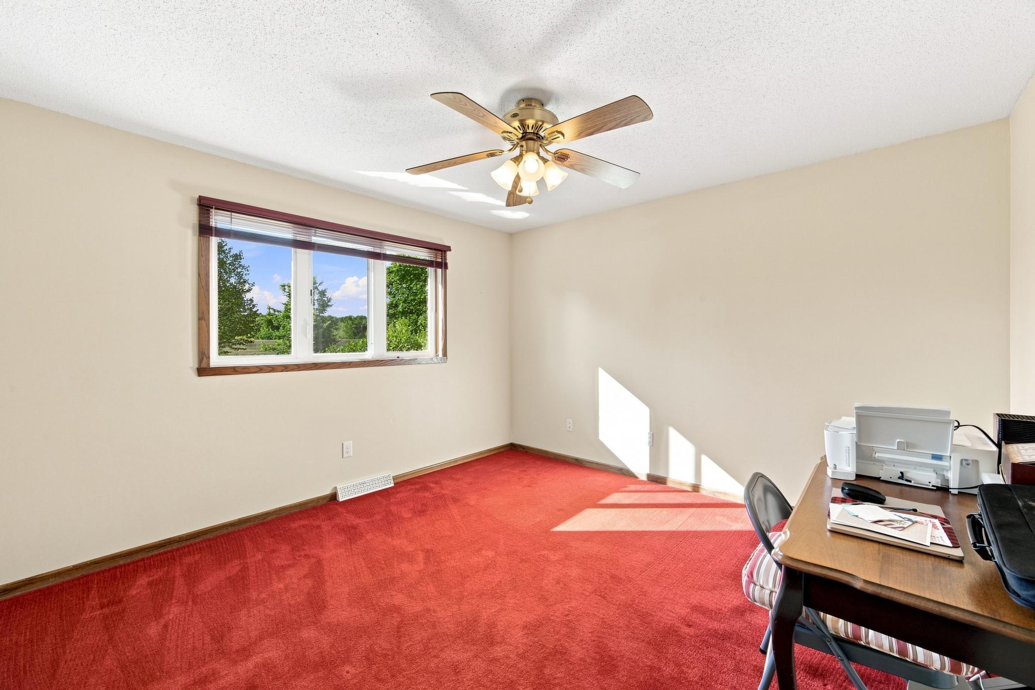 1974 single family home for sale at 3657 River Drive S in Fargo, ND — 4 bed, 3 bath (photo 21 of 50)