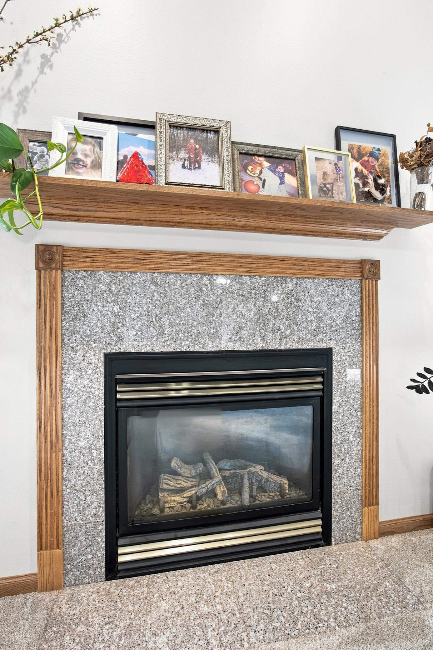 2006 single family home for sale at 3848 16th Street S in Moorhead, MN — 5 bed, 3 bath (photo 12 of 45)