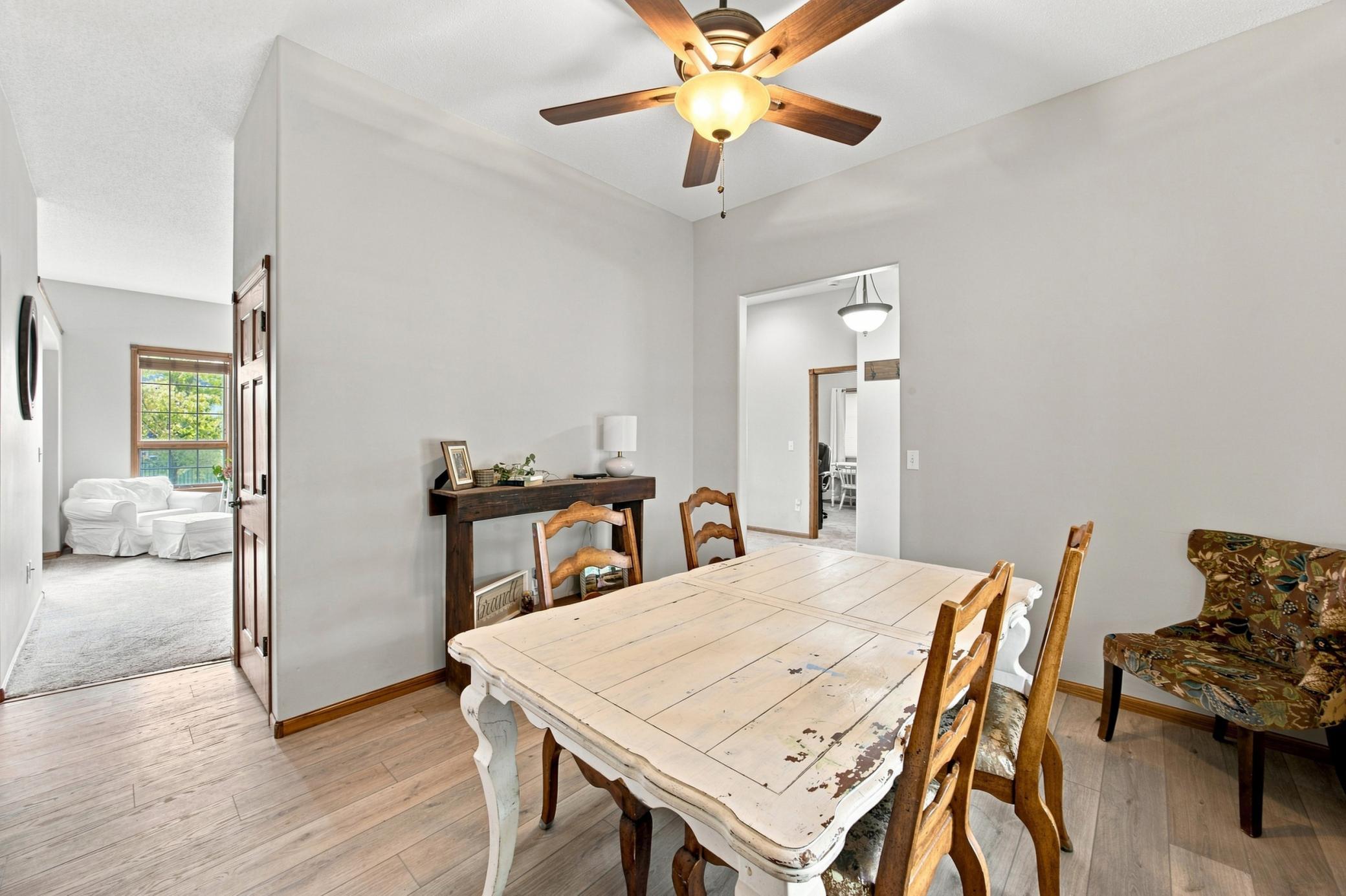 2006 single family home for sale at 3848 16th Street S in Moorhead, MN — 5 bed, 3 bath (photo 20 of 45)