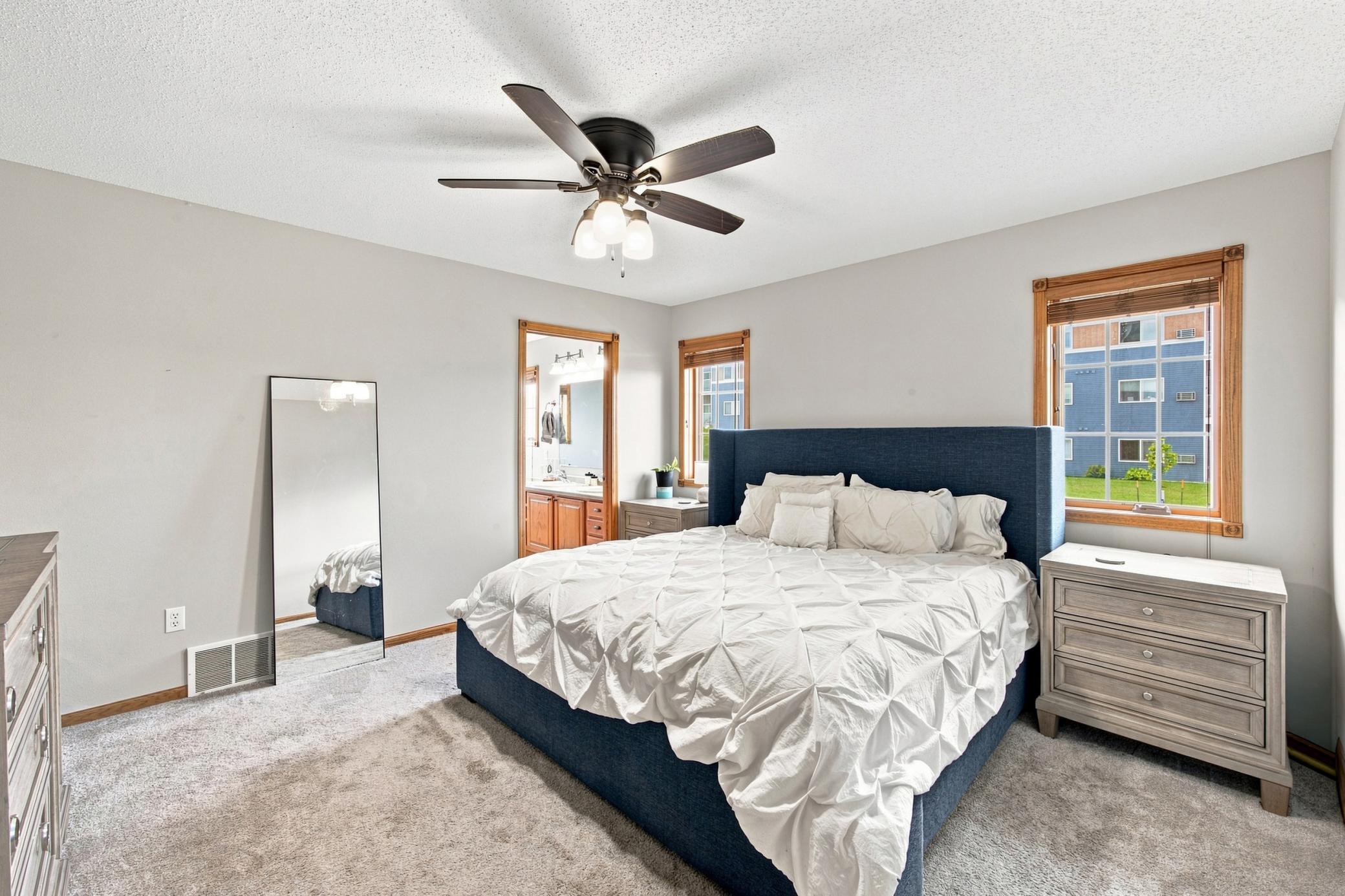 2006 single family home for sale at 3848 16th Street S in Moorhead, MN — 5 bed, 3 bath (photo 21 of 45)