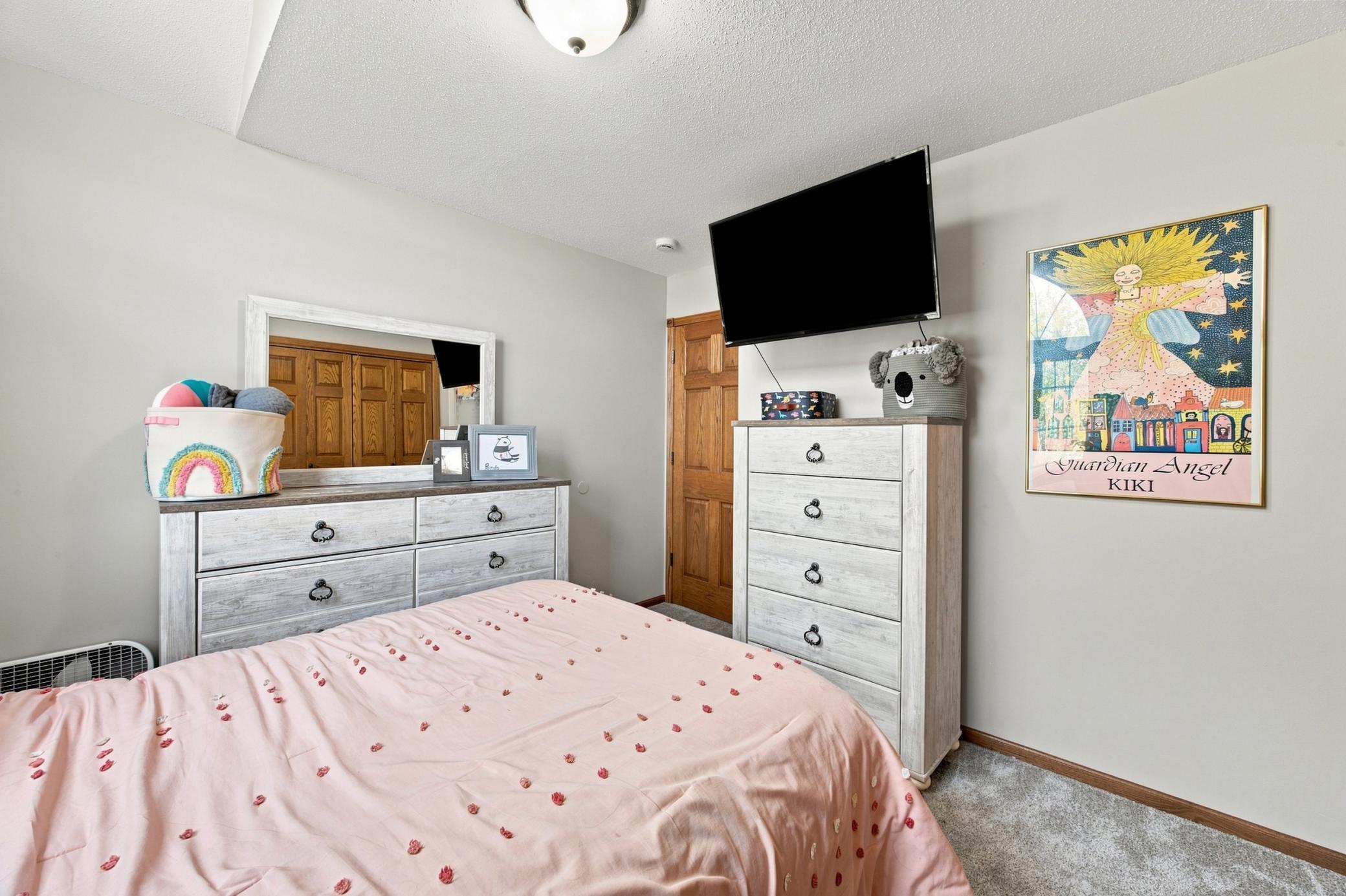 2006 single family home for sale at 3848 16th Street S in Moorhead, MN — 5 bed, 3 bath (photo 31 of 45)