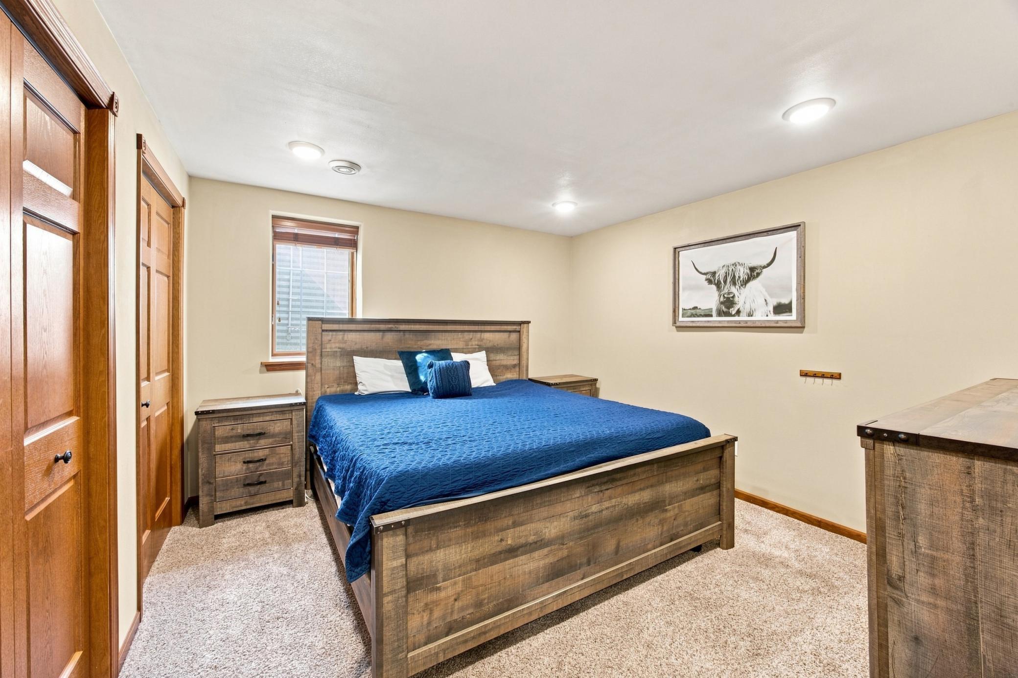 2006 single family home for sale at 3848 16th Street S in Moorhead, MN — 5 bed, 3 bath (photo 36 of 45)