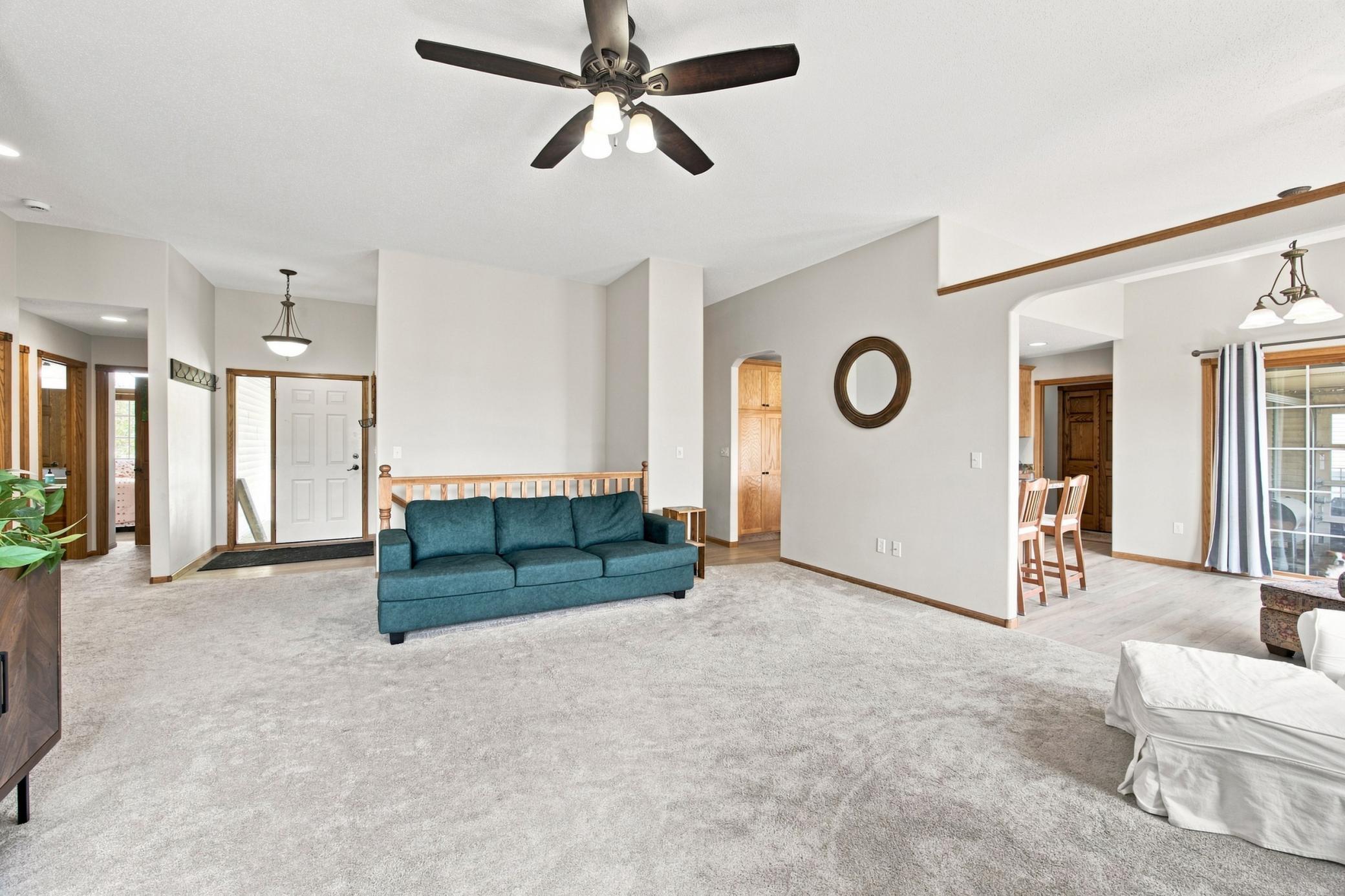 2006 single family home for sale at 3848 16th Street S in Moorhead, MN — 5 bed, 3 bath (photo 10 of 45)
