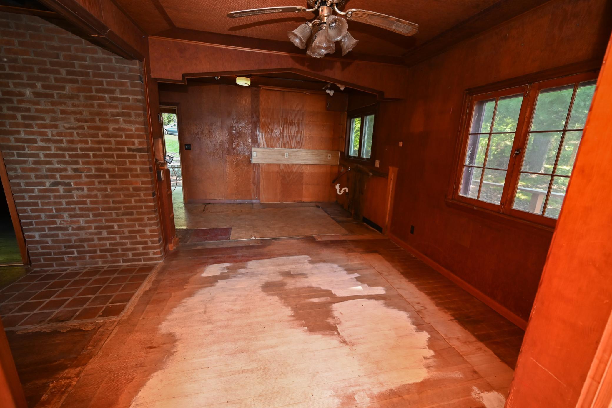 1932 single family home for sale at 1489 Gateway Drive NW in Backus, MN — 2 bed, 1 bath (photo 19 of 40)