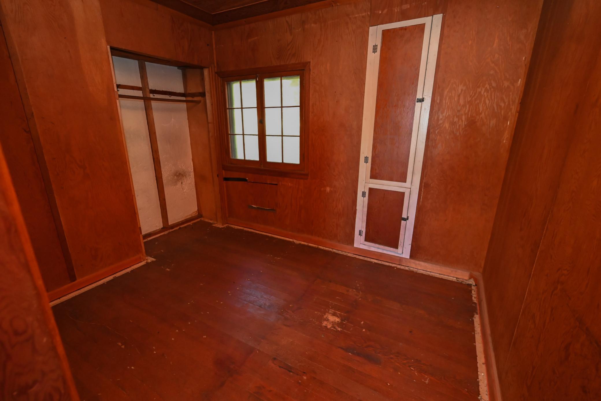 1932 single family home for sale at 1489 Gateway Drive NW in Backus, MN — 2 bed, 1 bath (photo 21 of 40)
