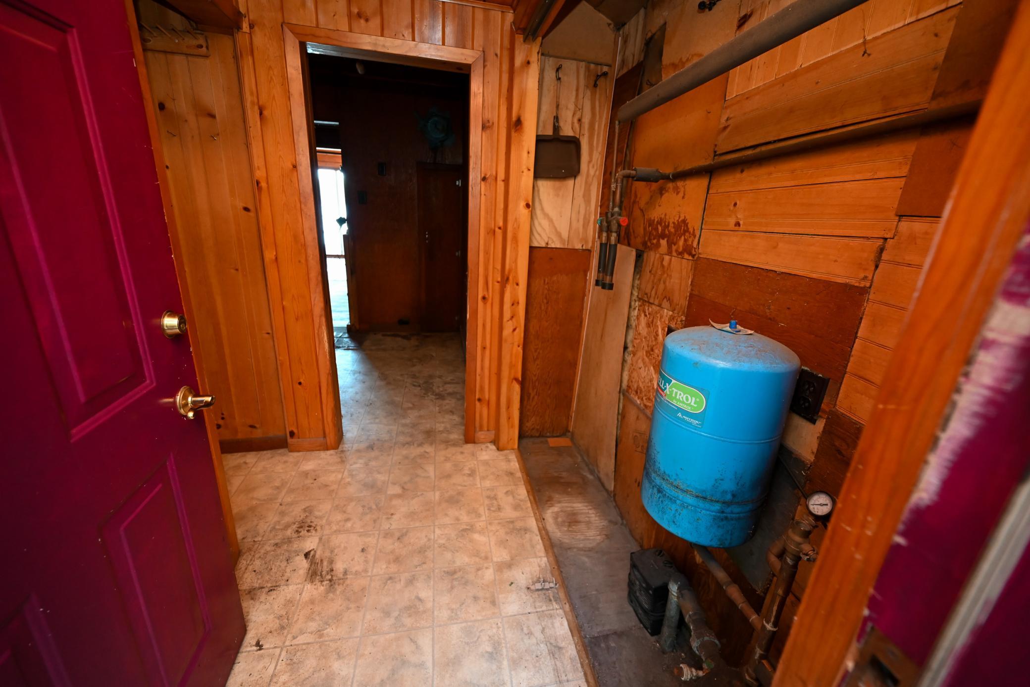 1932 single family home for sale at 1489 Gateway Drive NW in Backus, MN — 2 bed, 1 bath (photo 23 of 40)